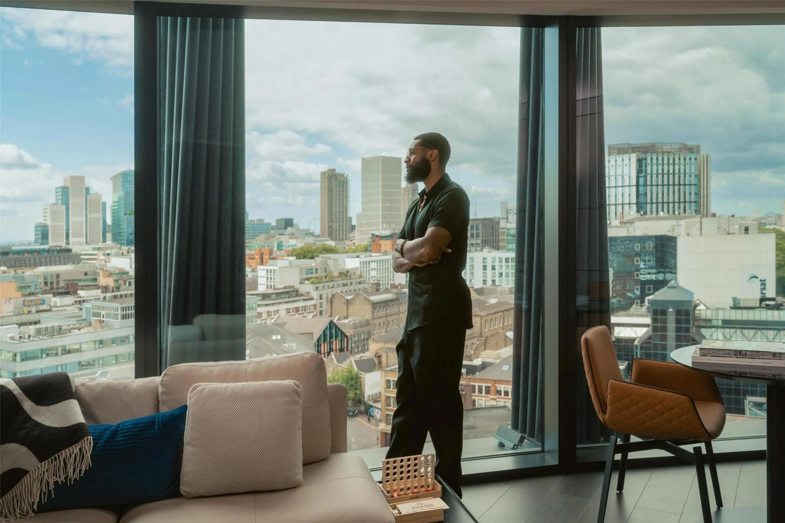 Photo of the whole room in art'otel London Hoxton