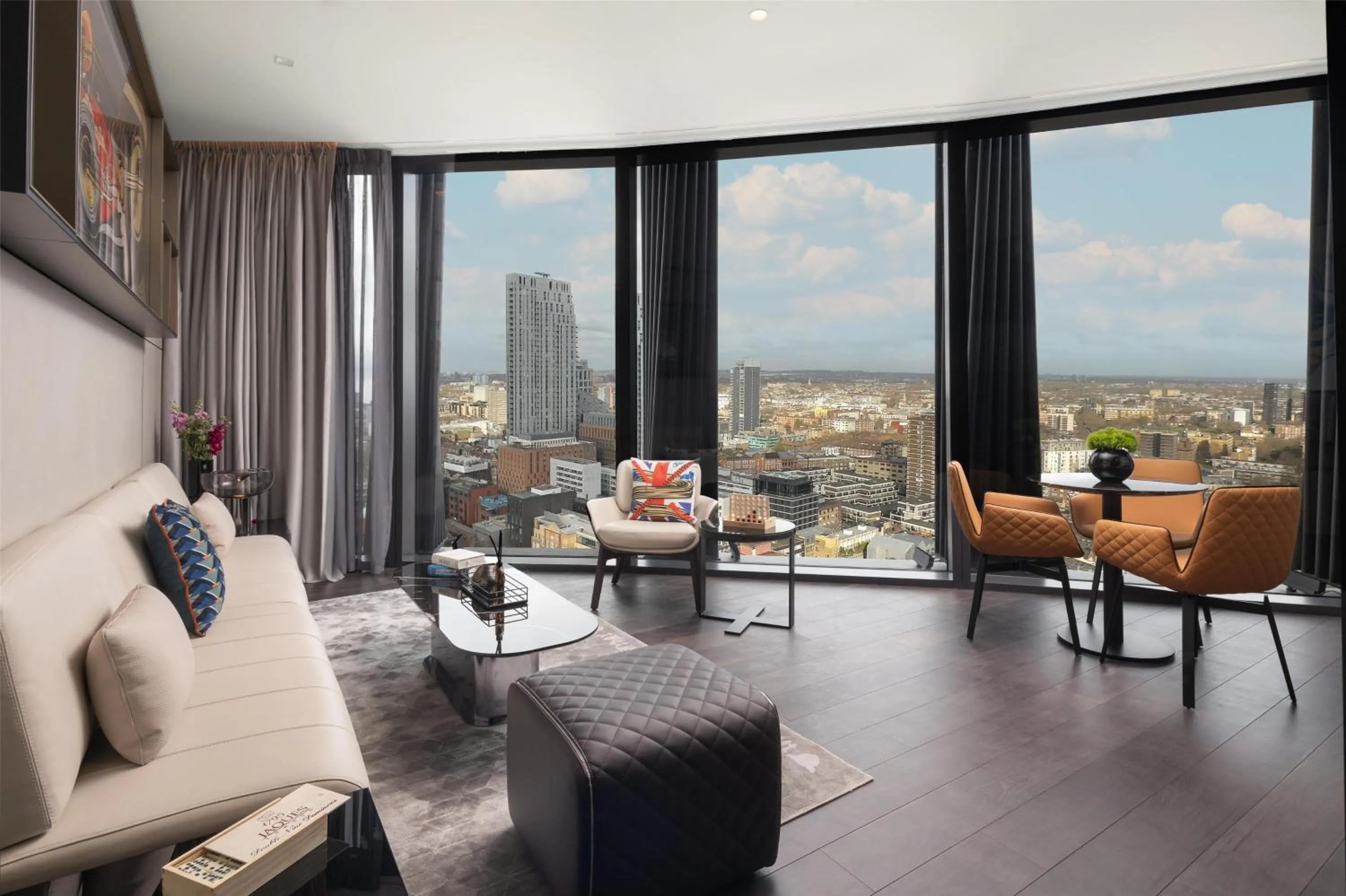 Photo of the whole room in art'otel London Hoxton