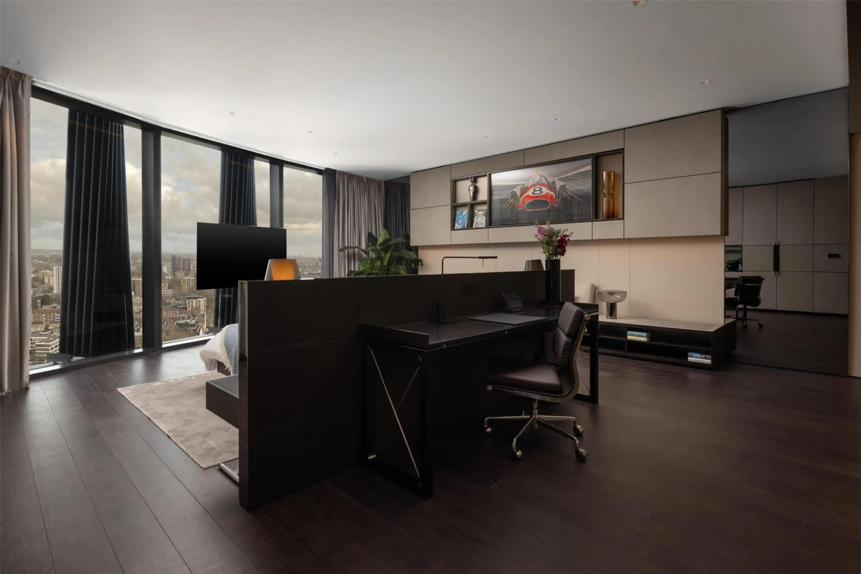 Photo of the whole room in art'otel London Hoxton