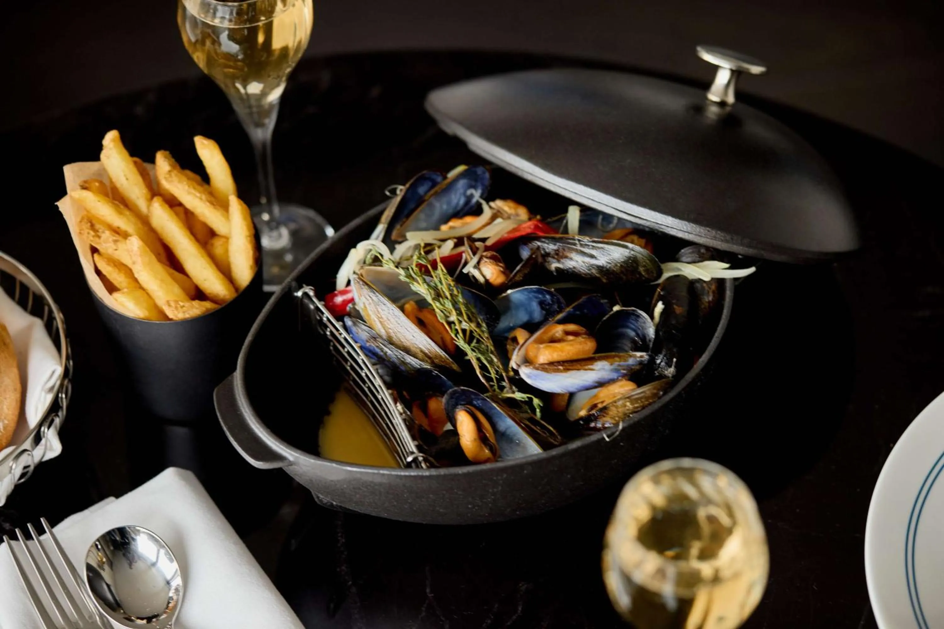 Restaurant/places to eat in art'otel London Hoxton