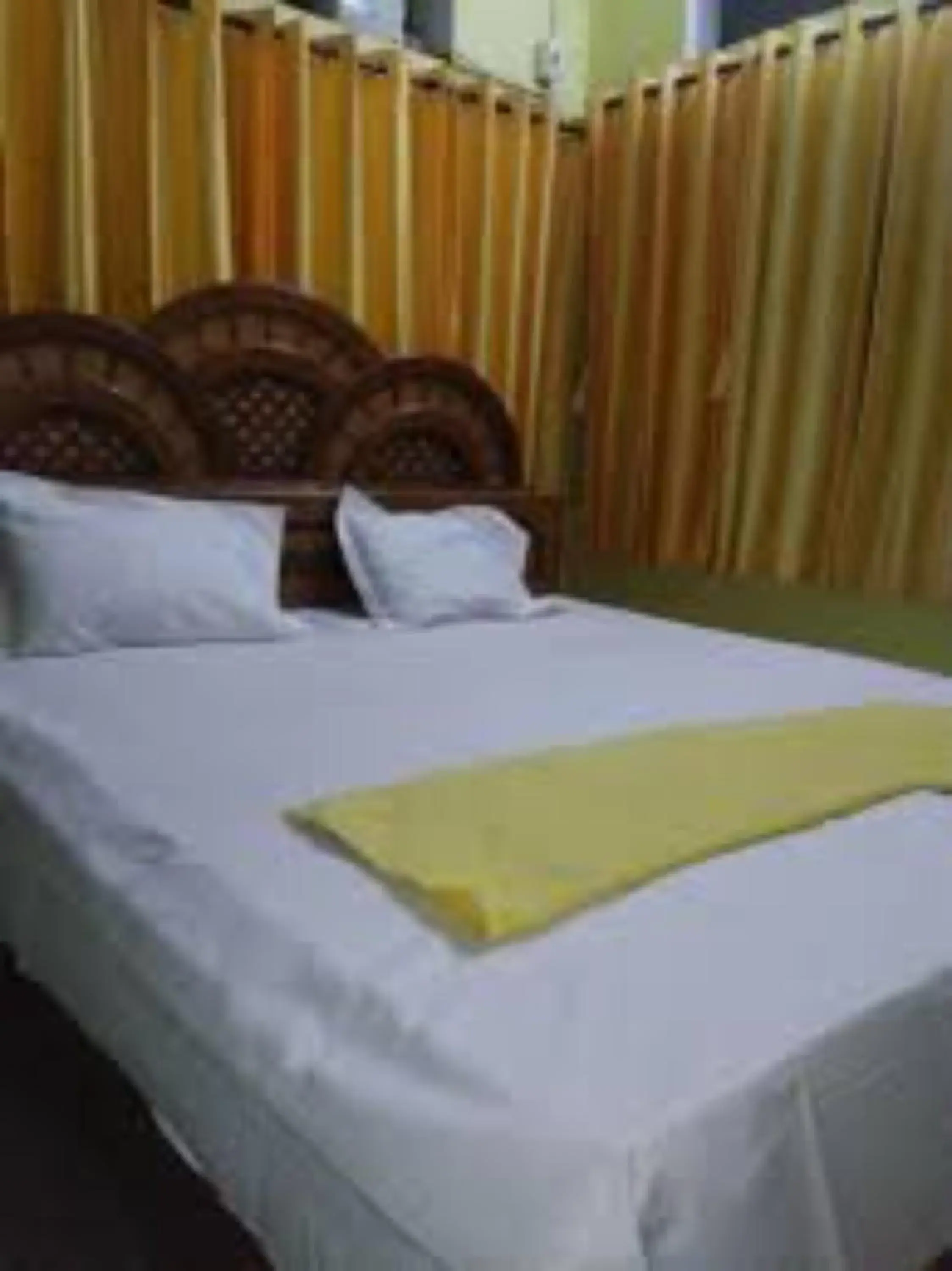 Bed in Goroomgo Swastik Guest House Varanasi Near Kashi Vishwanath Temple Bed in Goroomgo Swastik Guest House Varanasi Near Kashi Vishwanath Temple