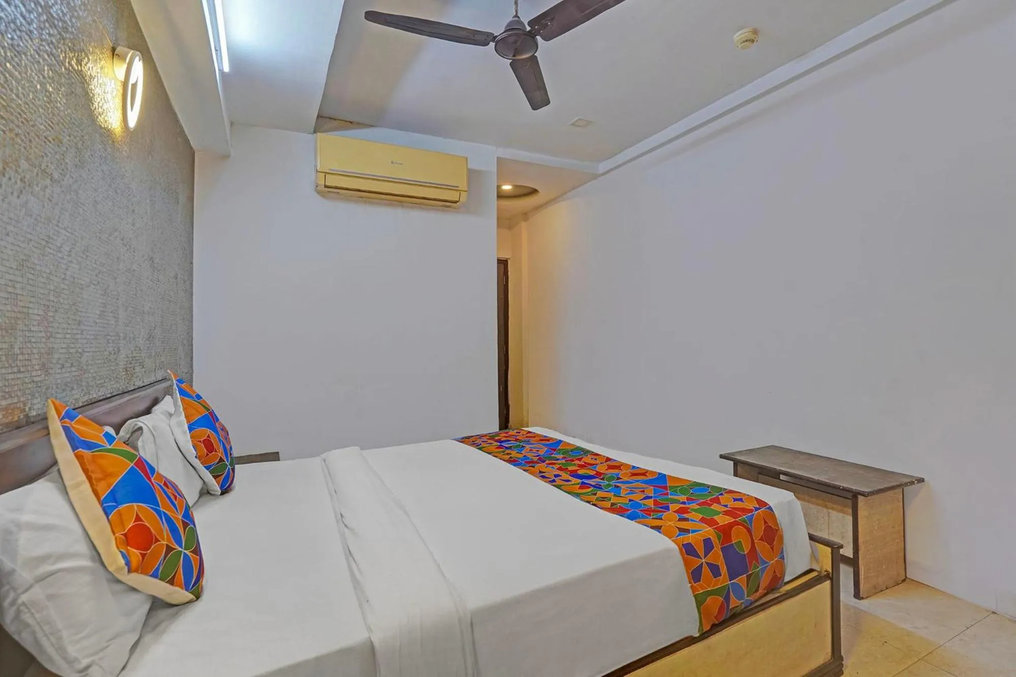 Bed in FabHotel Liberty