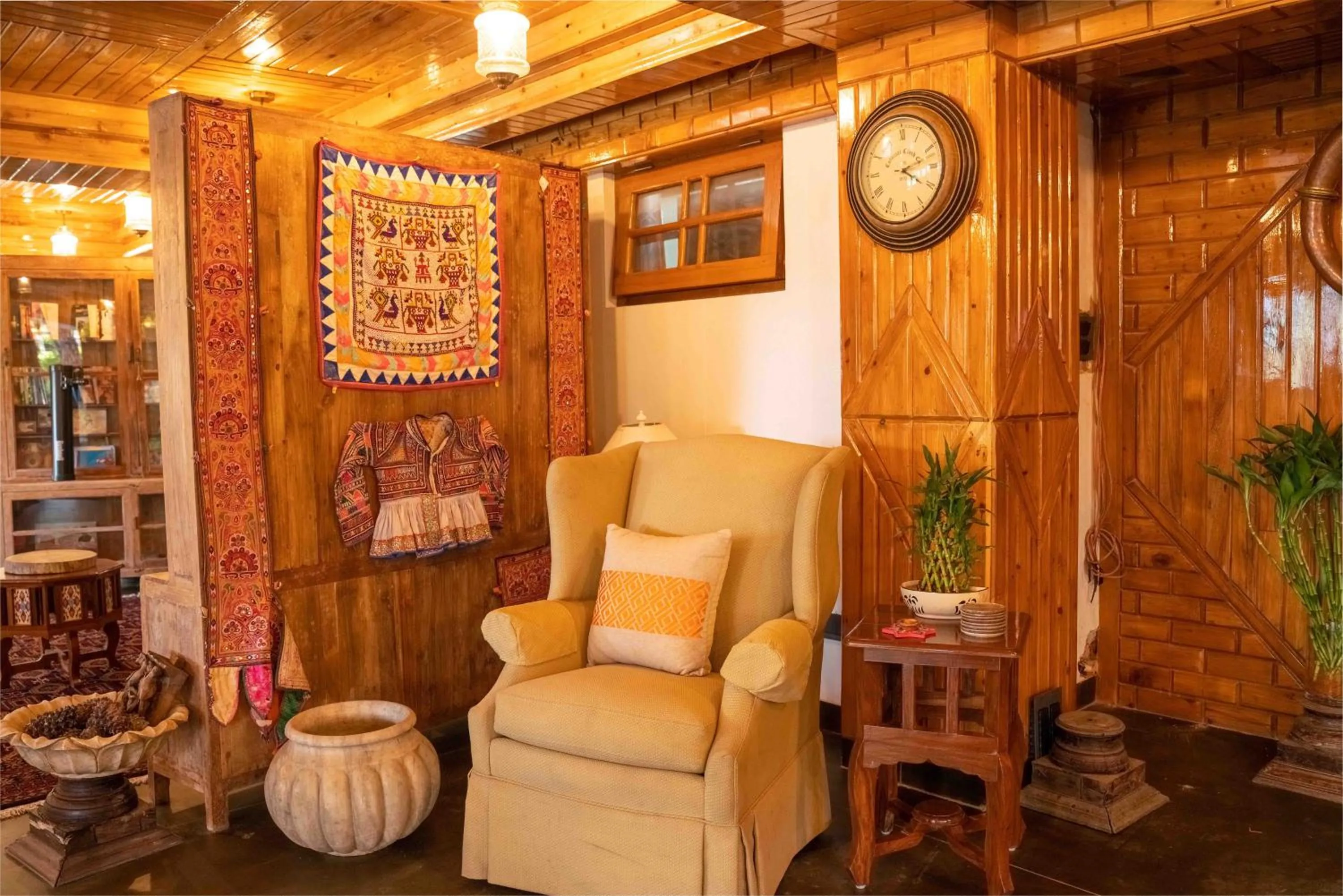 Seating area in Chillaru Spa & Resort