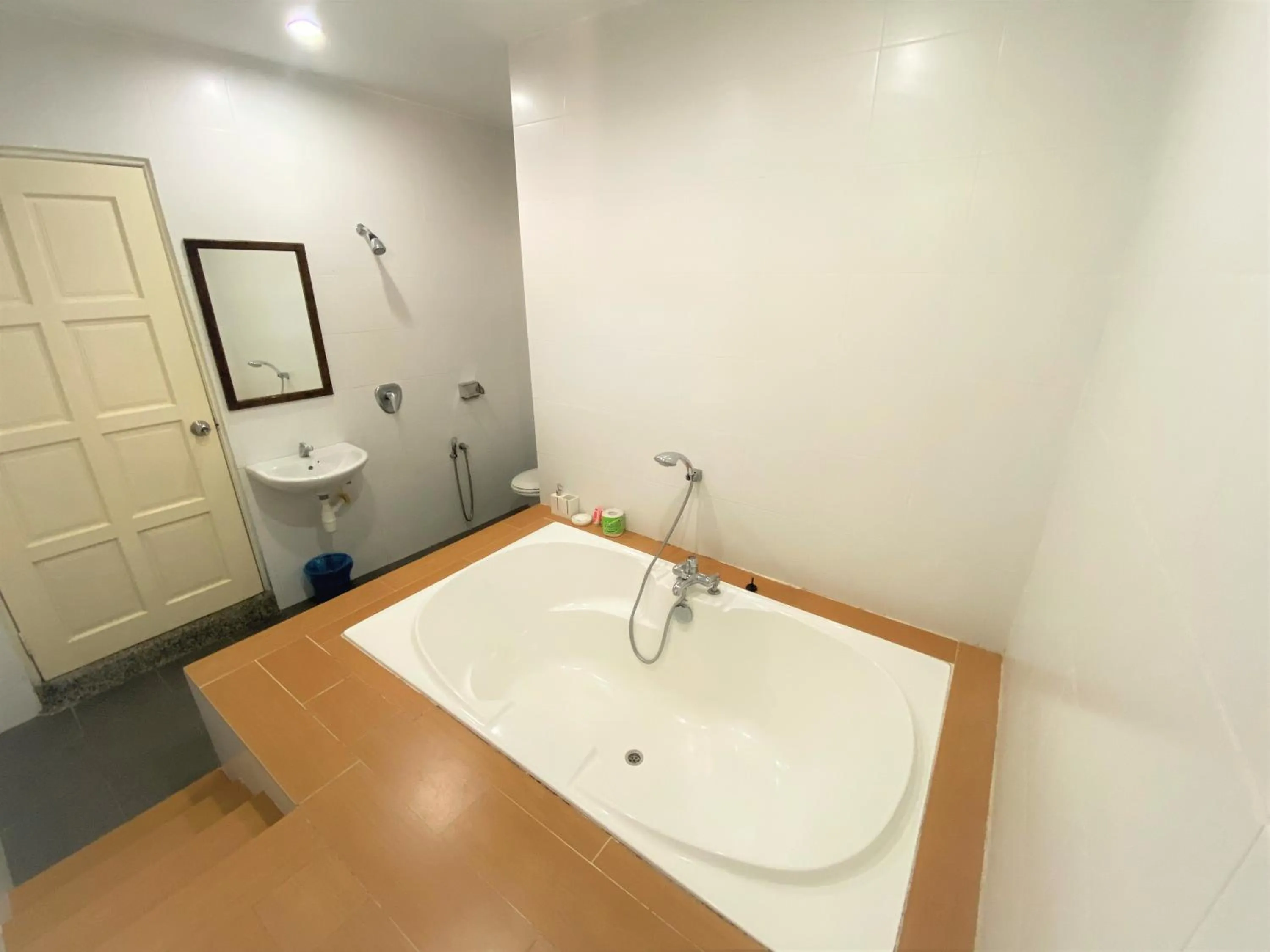 Bathroom in Chenang Inn