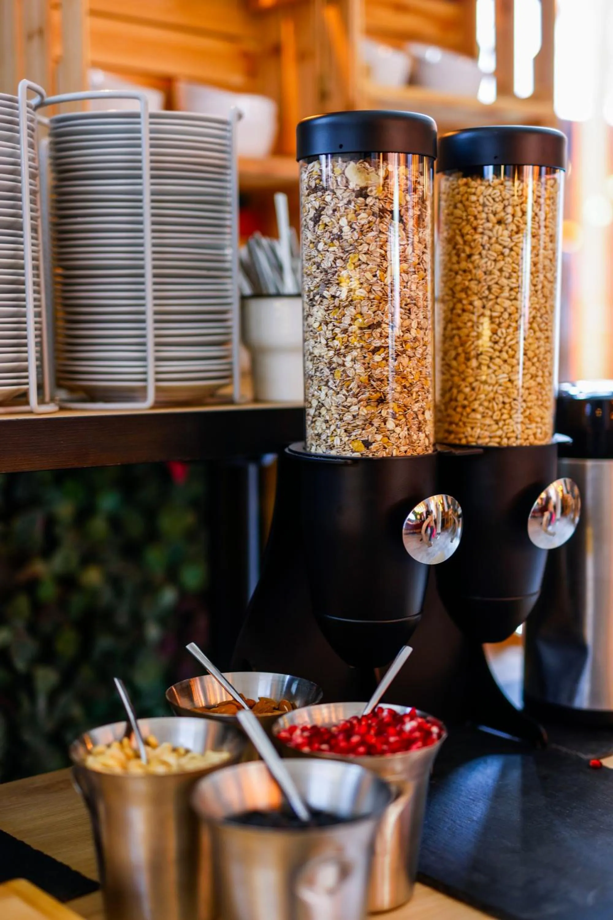 Restaurant/places to eat in Sleephotels Cosmos