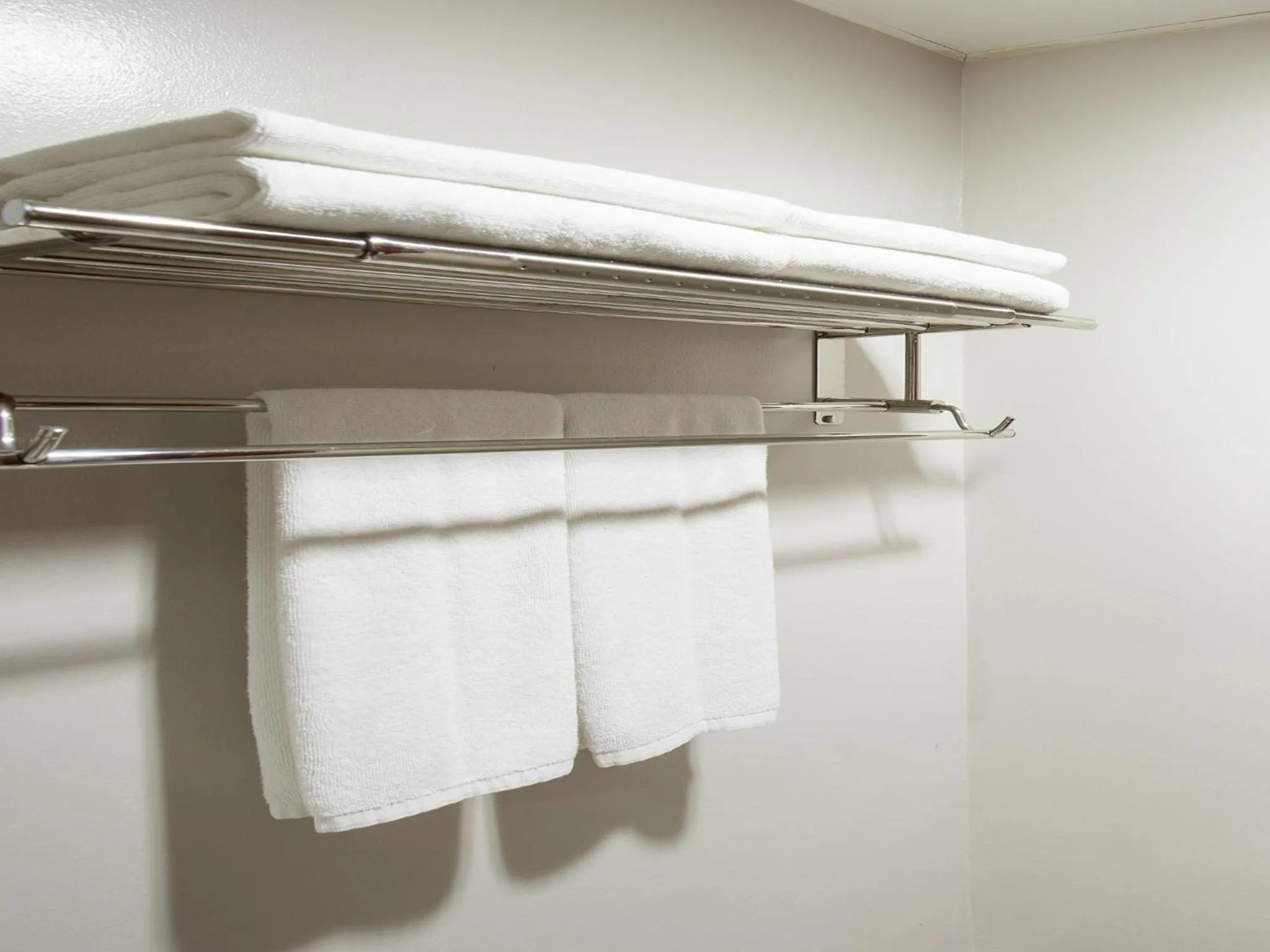 Bathroom in MJ Hotel and Suites