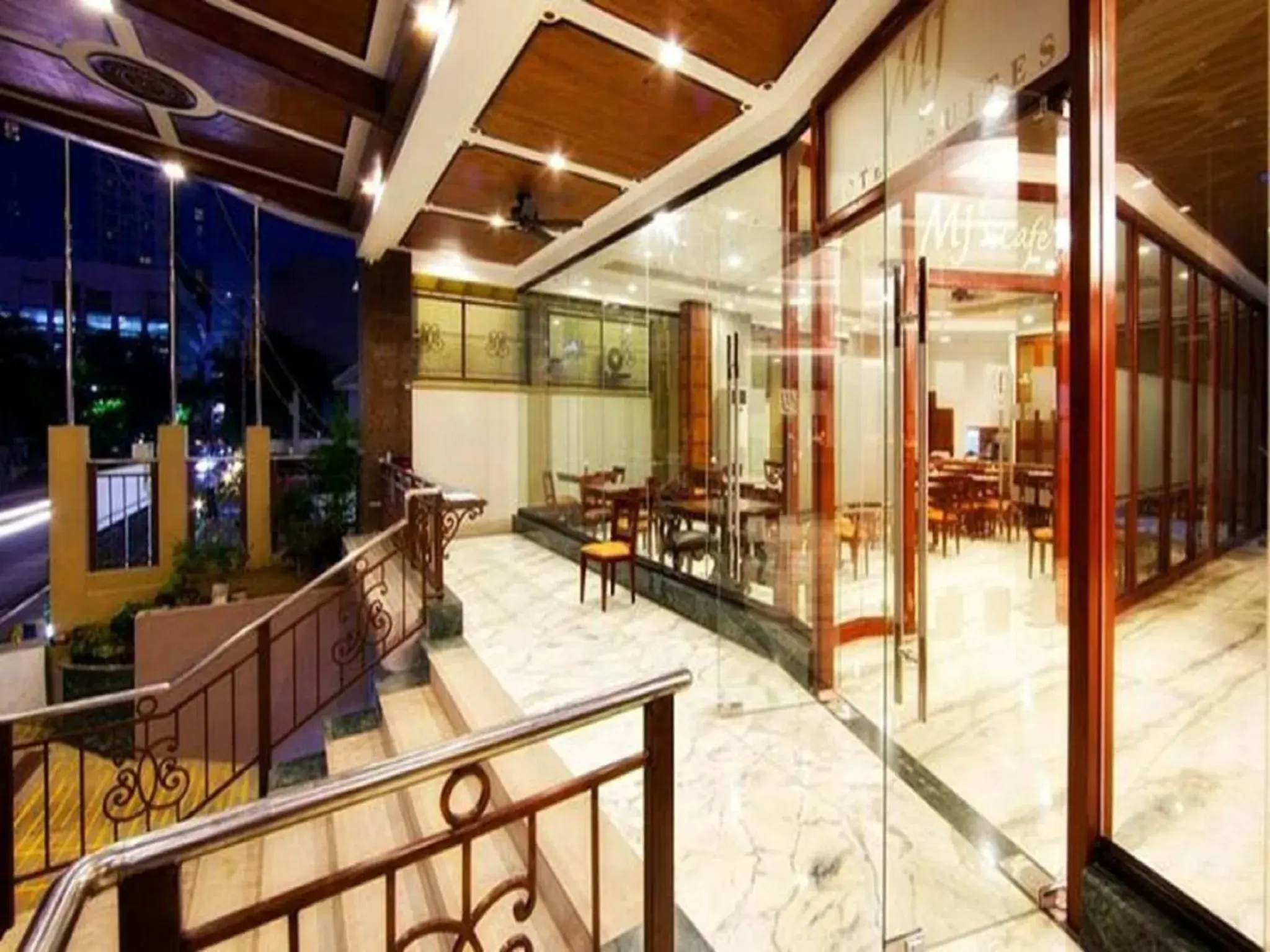 Lobby or reception in MJ Hotel and Suites Lobby or reception in MJ Hotel and Suites