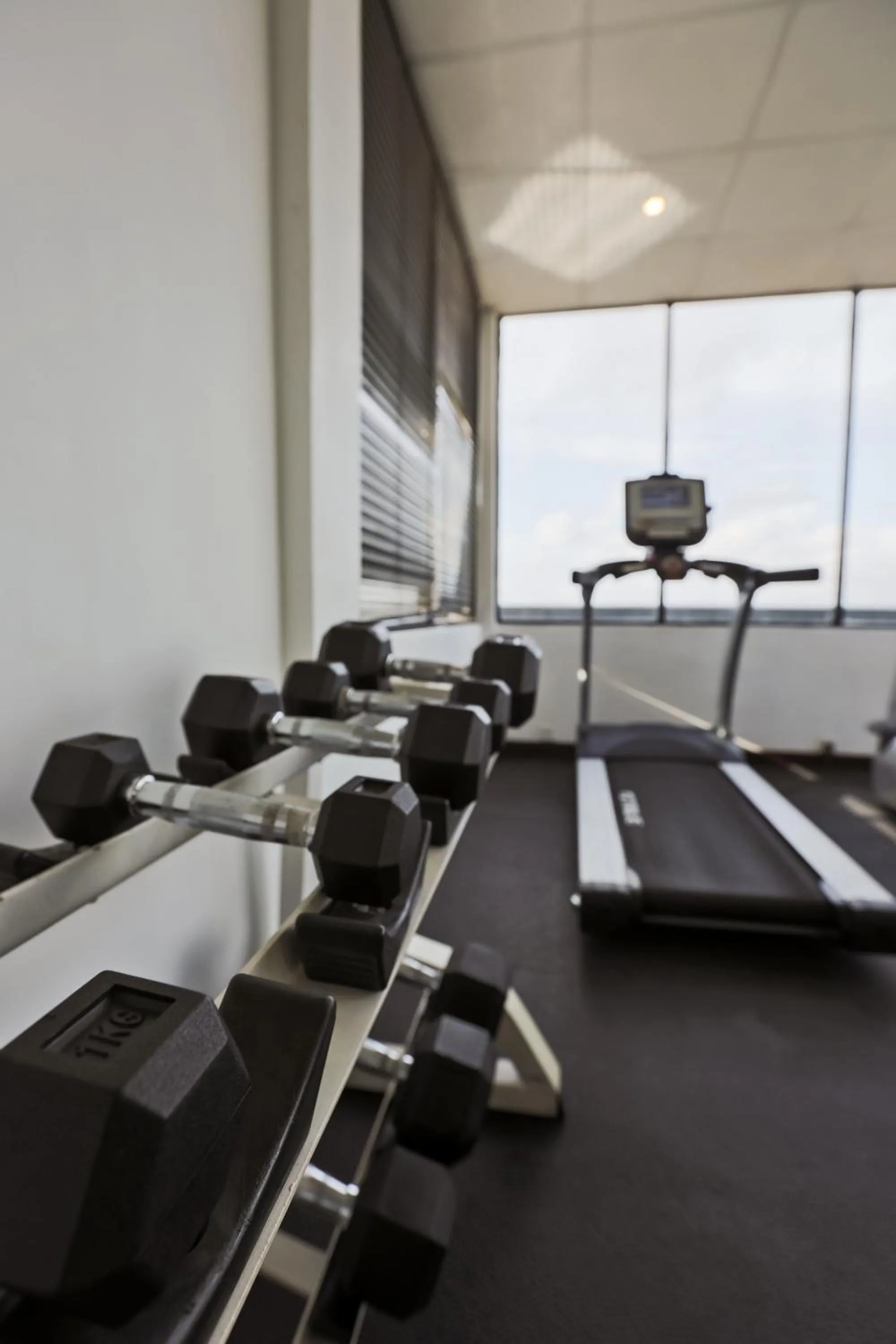 Fitness centre/facilities in Best Western Elyon Colombo