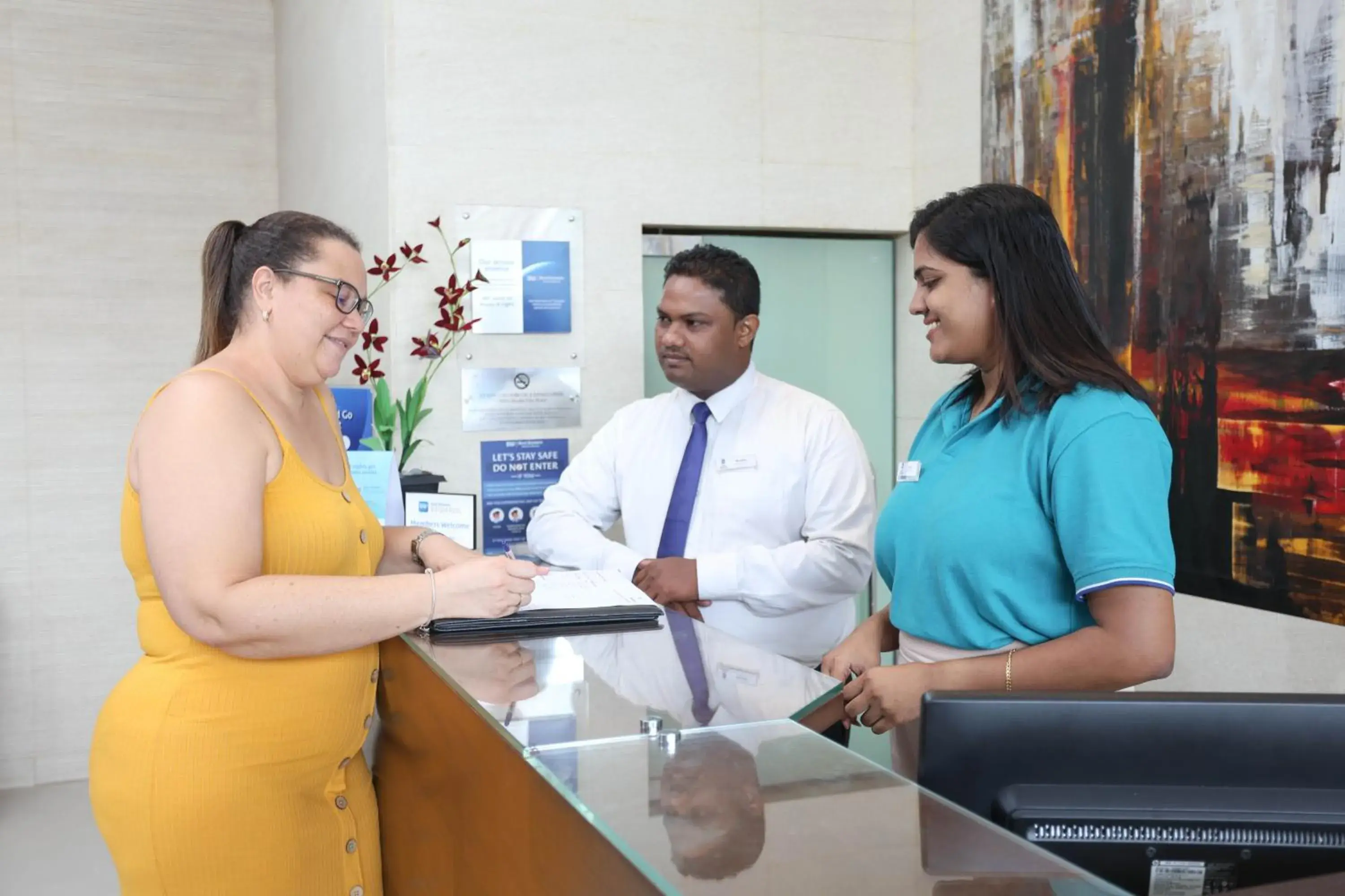 Lobby or reception in Best Western Elyon Colombo Lobby or reception in Best Western Elyon Colombo