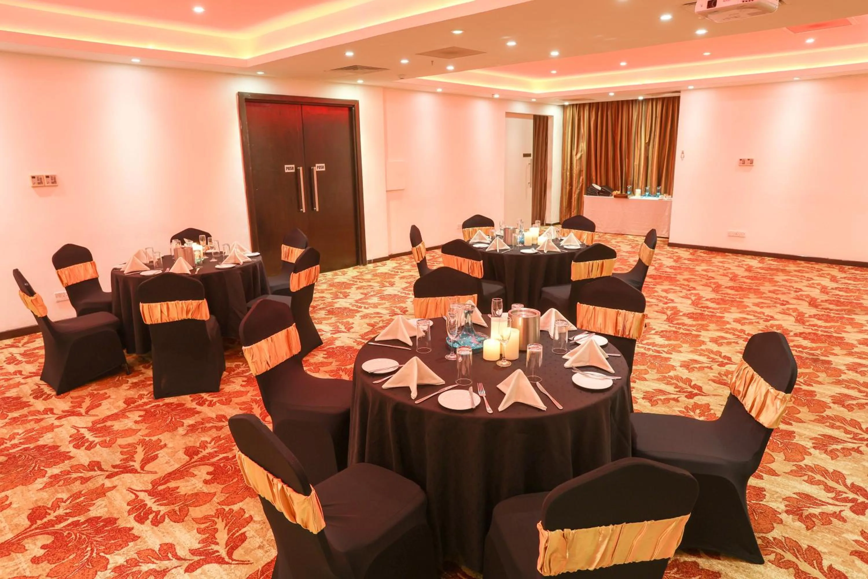 Banquet/Function facilities in Best Western Elyon Colombo