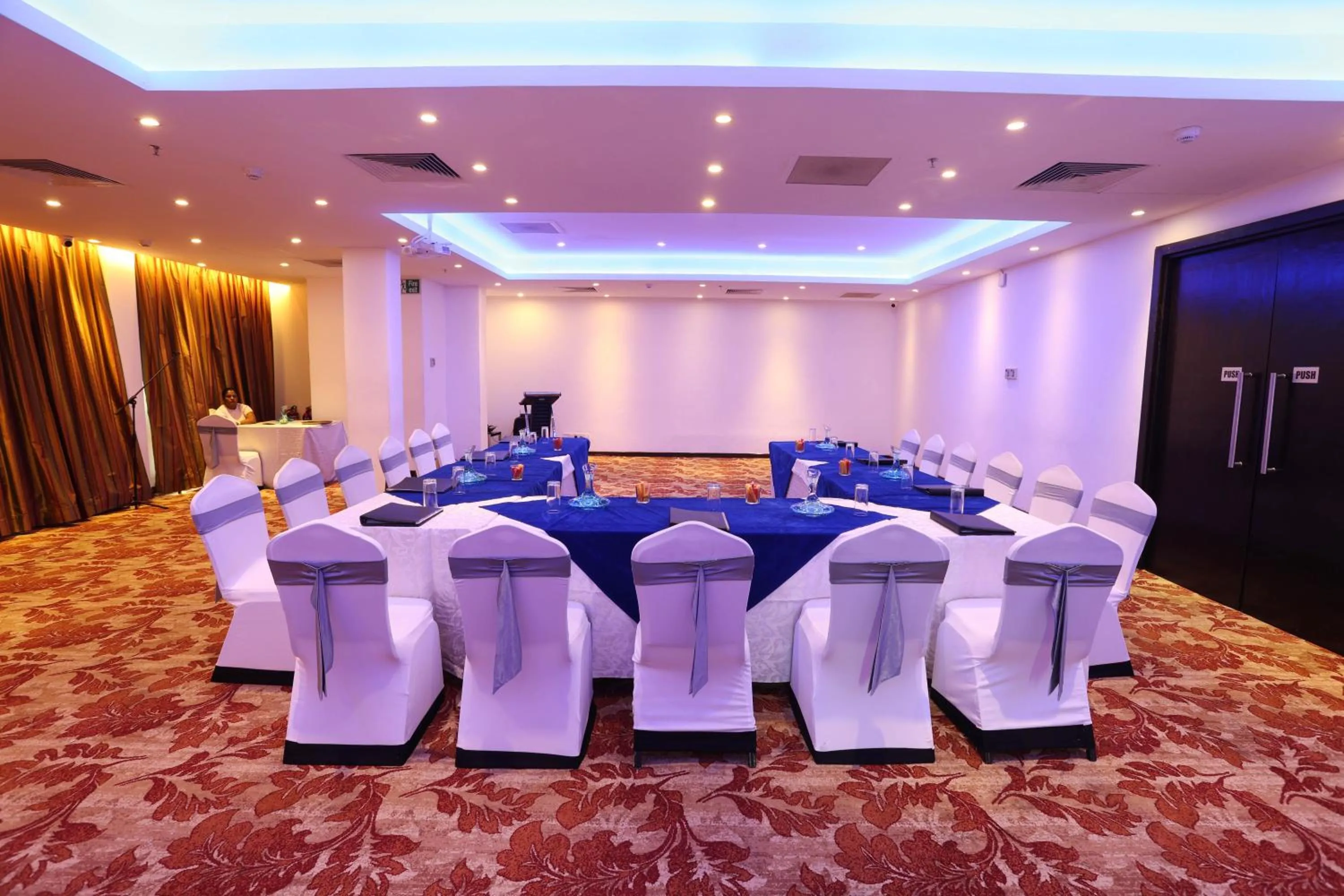 Banquet/Function facilities in Best Western Elyon Colombo