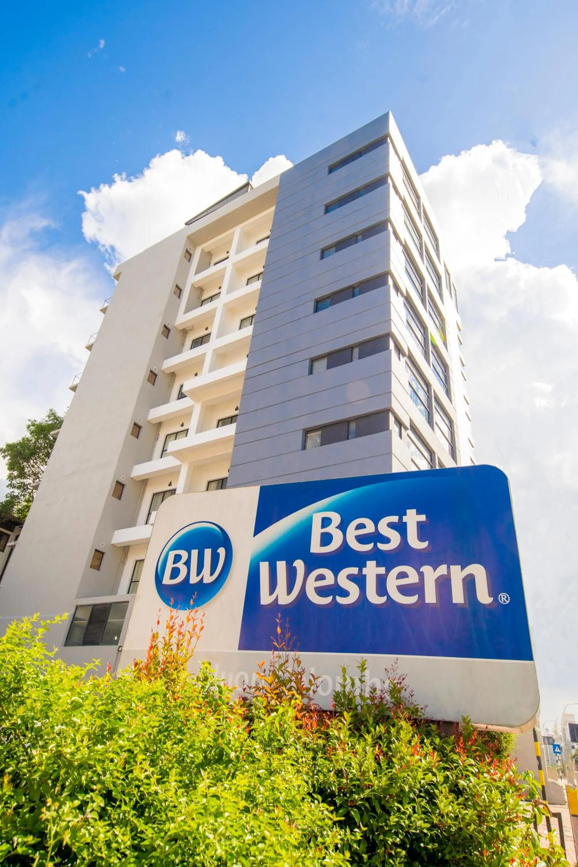 Property building in Best Western Elyon Colombo