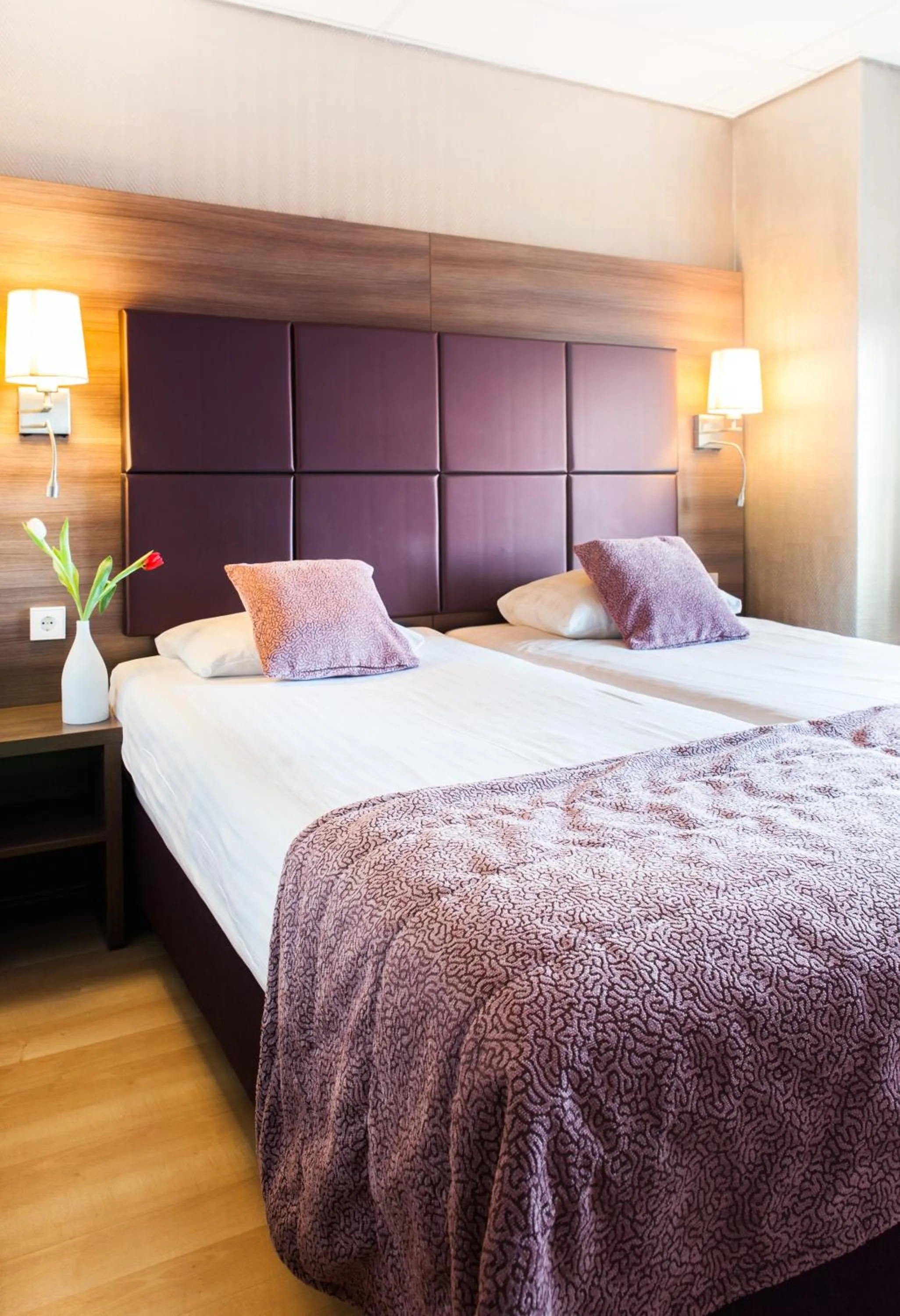 Bed in Hotel Victorie