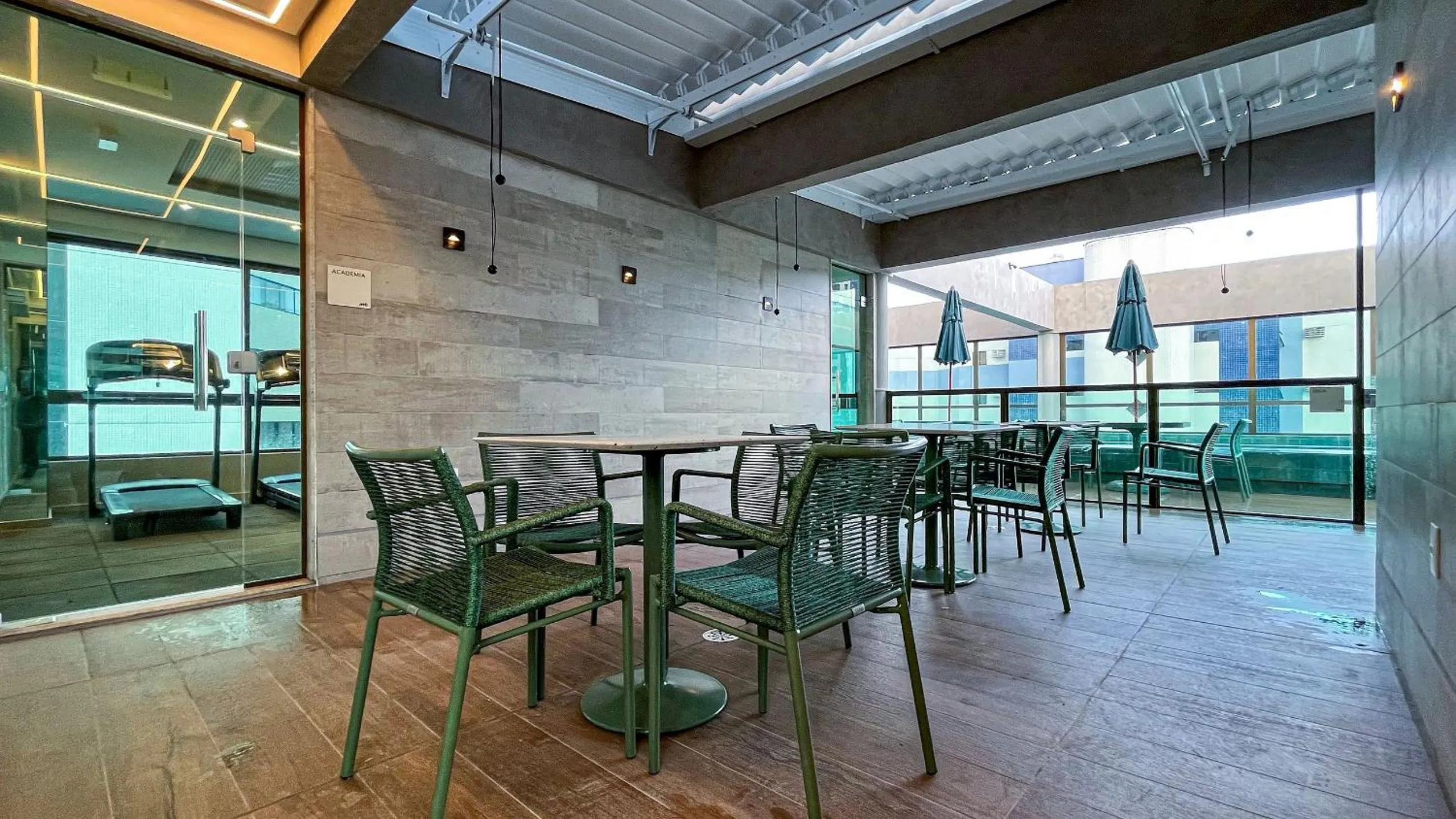 Area and facilities in Rooftop #806 - Apto em Boa Viagem por Carpediem