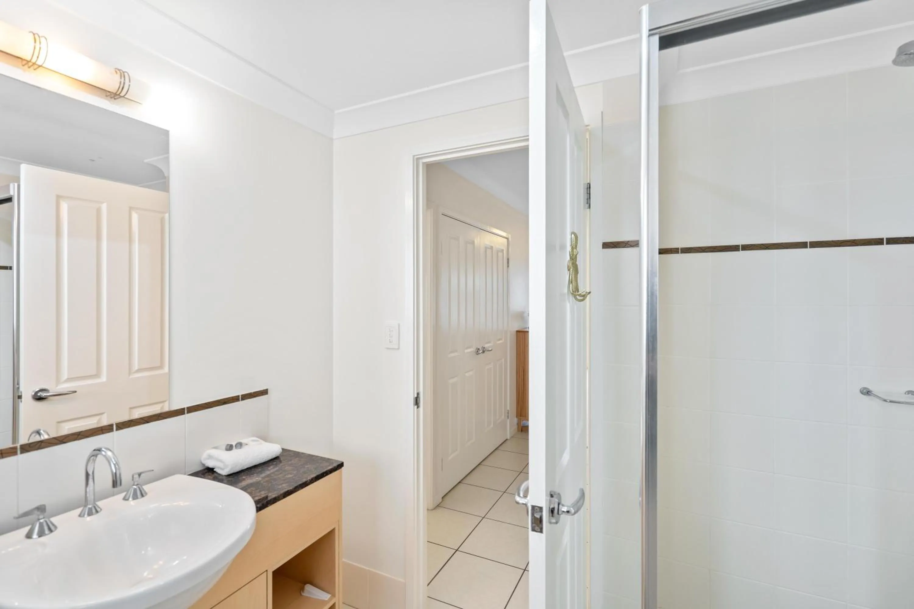 Bathroom in Cairns City Apartments