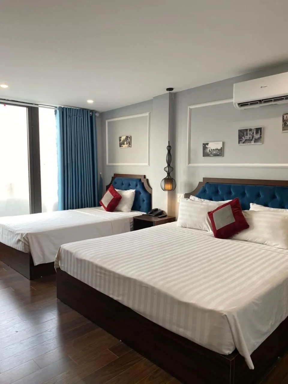 Photo of the whole room, Bed in La Renta Premier Hotel & Spa Hanoi