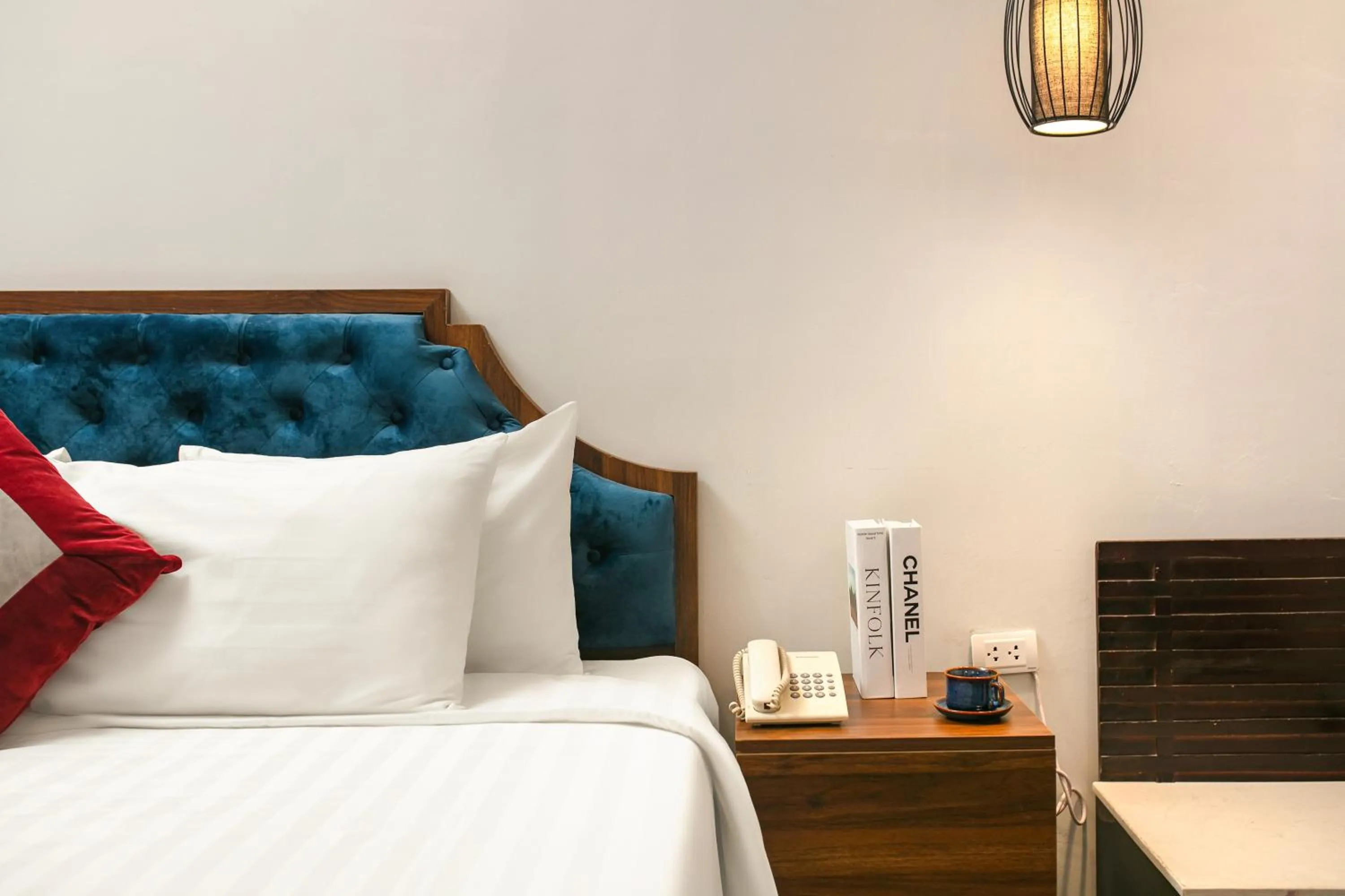 Photo of the whole room, Bed in La Renta Premier Hotel & Spa Hanoi