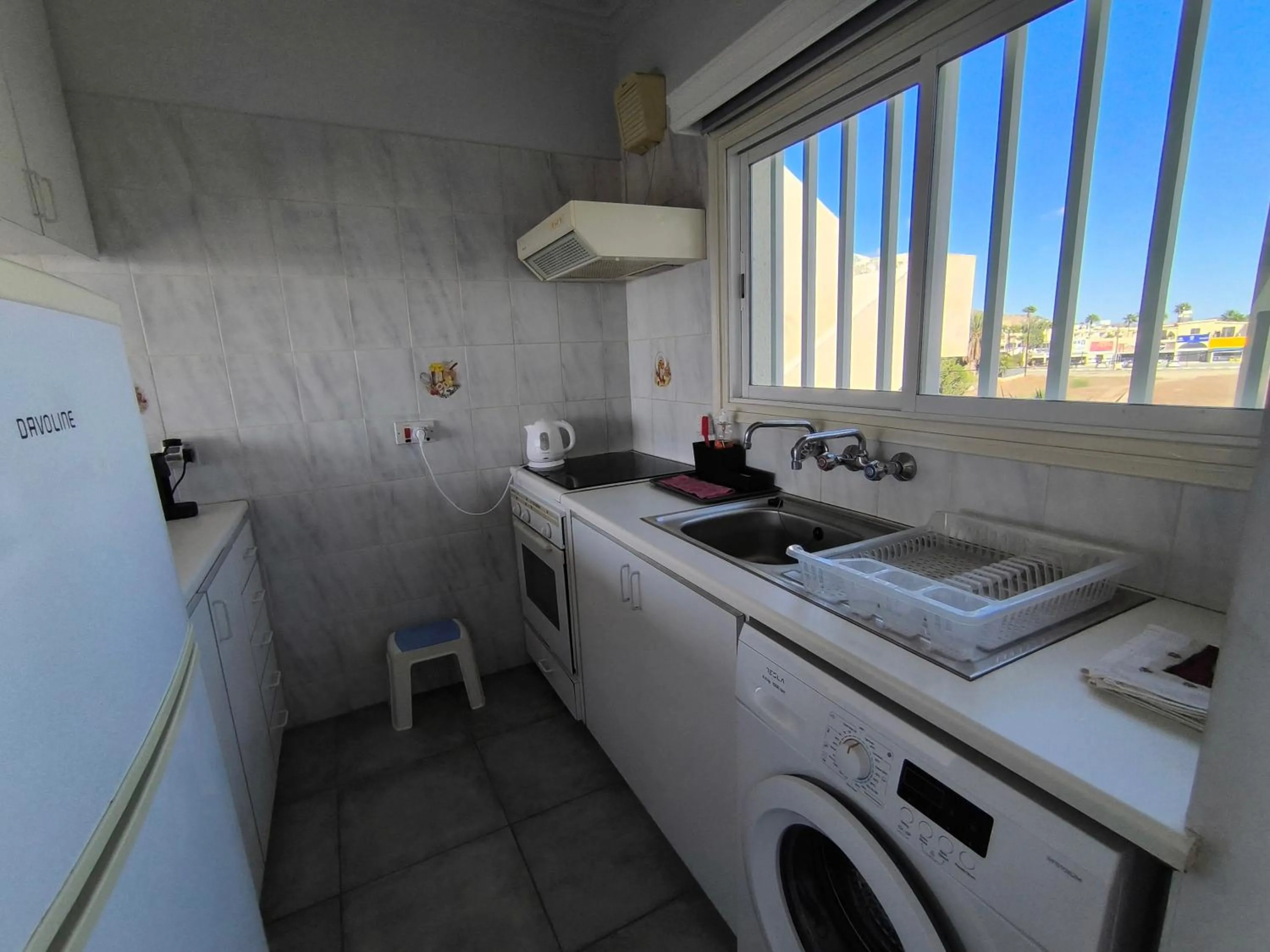 Kitchen or kitchenette in Julie's beach house