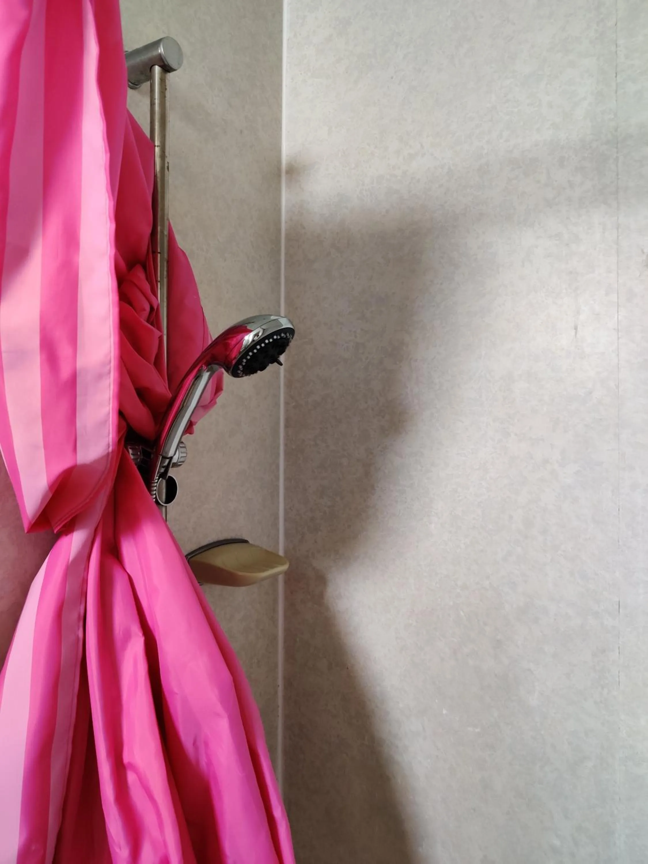 Bathroom in Inglewood Palm Hotel, Abbey Sands Torquay