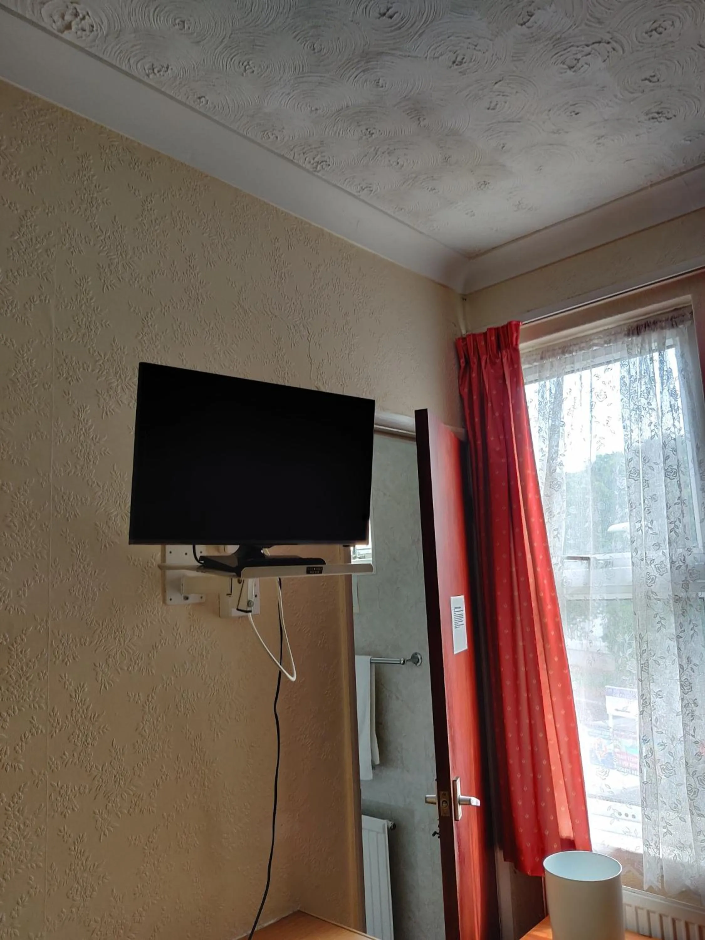 Bedroom in Inglewood Palm Hotel, Abbey Sands Torquay