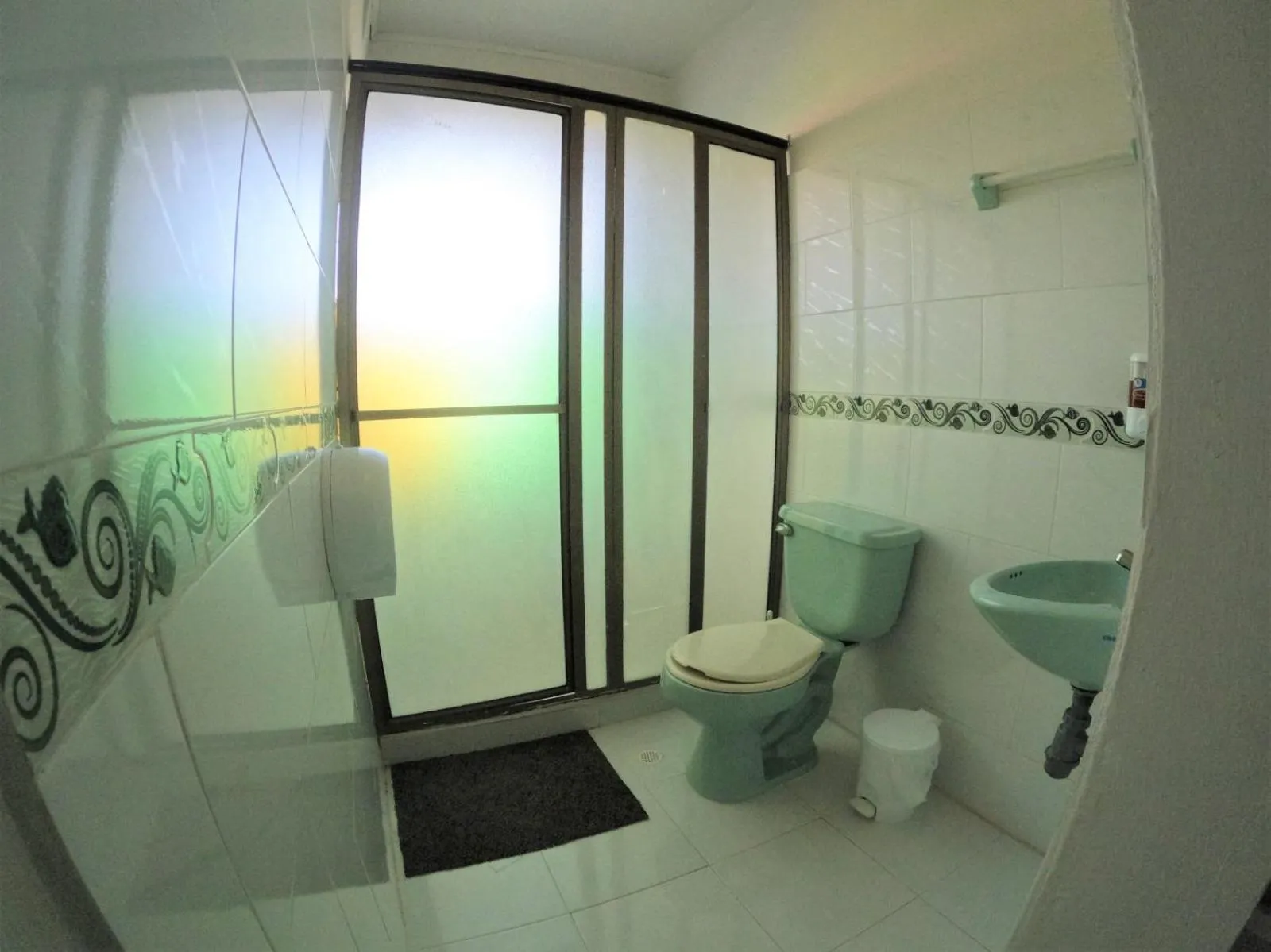 Shower in Finca Hotel Villaruth