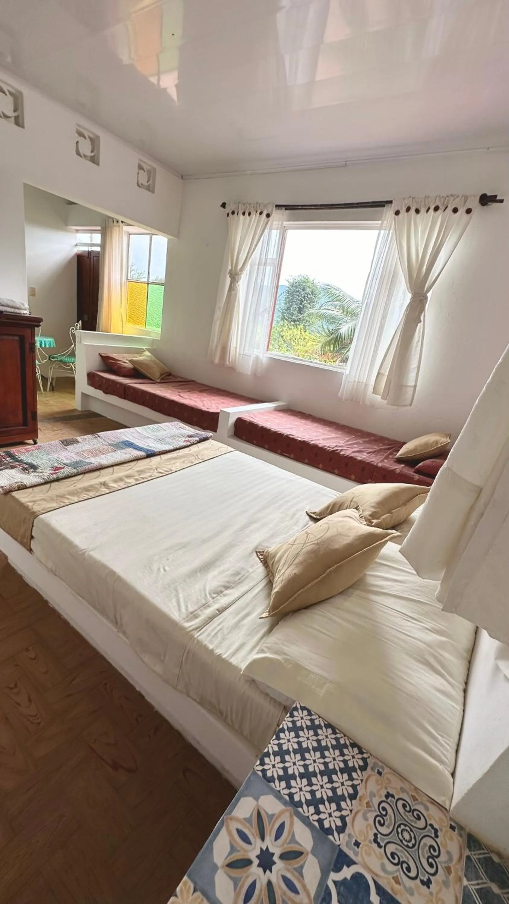 Photo of the whole room, Bed in Finca Hotel Villaruth