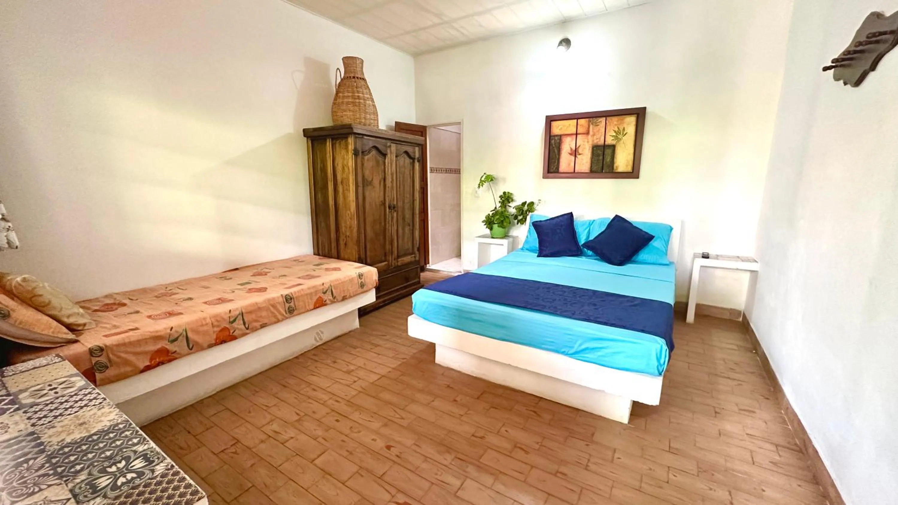 Photo of the whole room, Bed in Finca Hotel Villaruth
