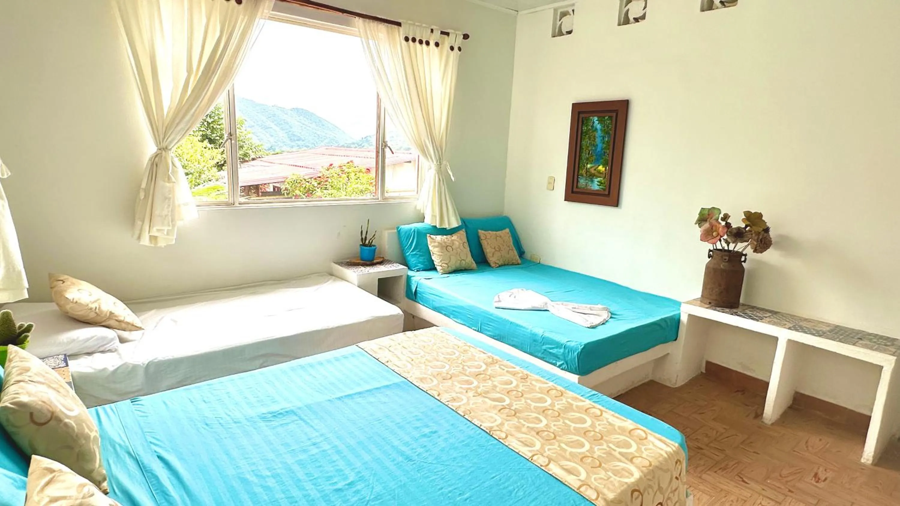 Photo of the whole room, Bed in Finca Hotel Villaruth