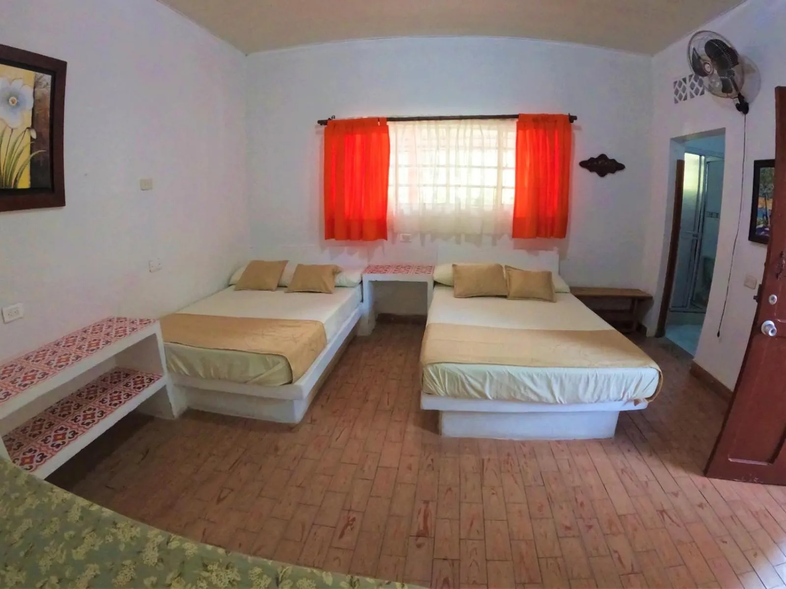 Photo of the whole room, Bed in Finca Hotel Villaruth