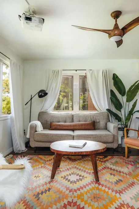 The Kumu House