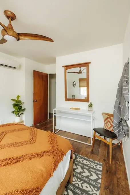 Bed in The Kumu House