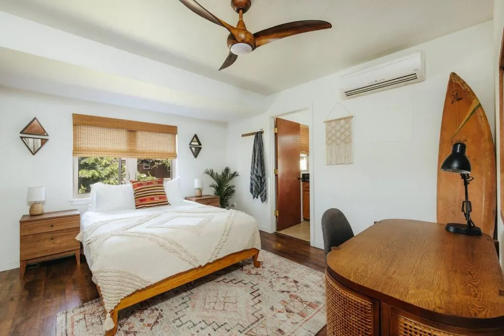 Bed in The Kumu House