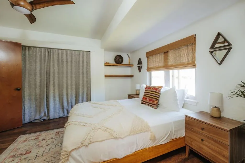 Bed in The Kumu House
