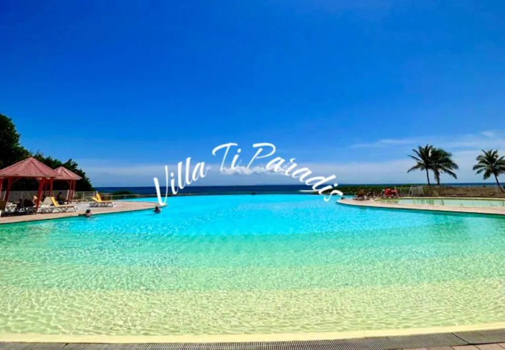 Swimming pool in VILLA Ti Paradis ANSE DES ROCHERS