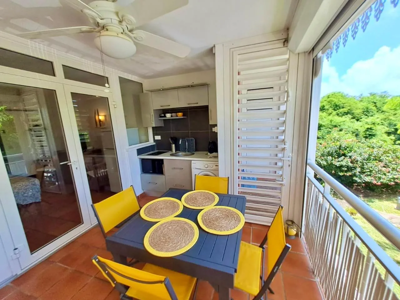 Kitchen or kitchenette in VILLA Ti Paradis ANSE DES ROCHERS