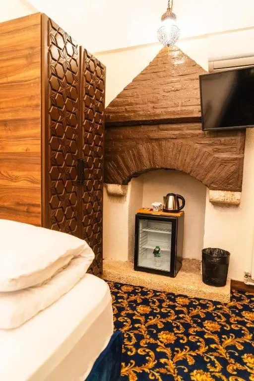 TV and multimedia in Rüstempaşa Kervansaray Hotel with Free Parking