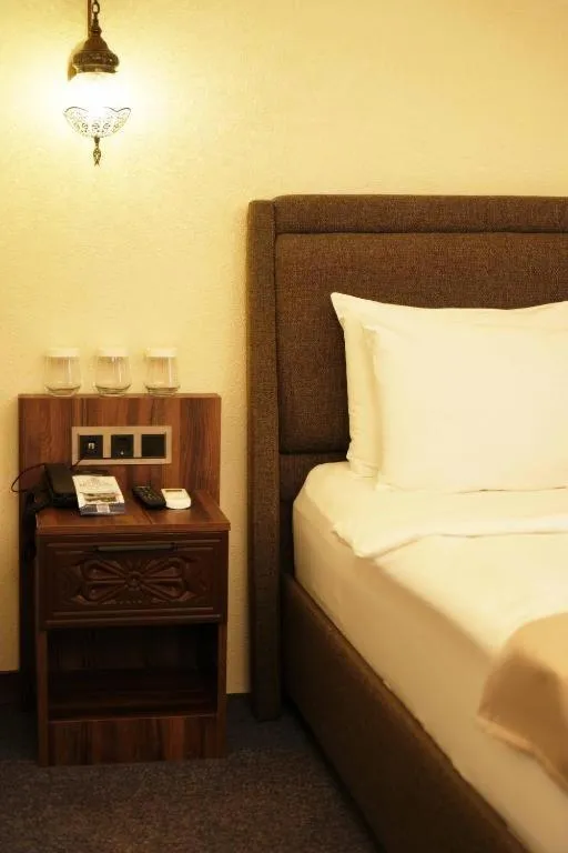 Bed in Rüstempaşa Kervansaray Hotel with Free Parking