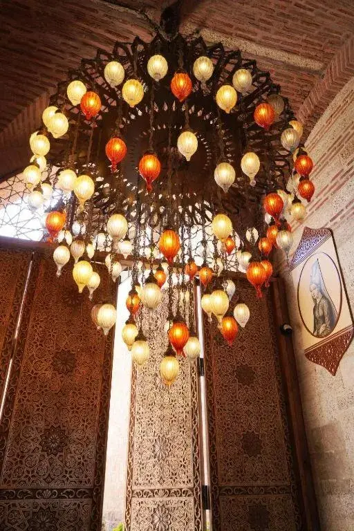 Superior Triple Room in Rüstempaşa Kervansaray Hotel with Free Parking Superior Triple Room in Rüstempaşa Kervansaray Hotel with Free Parking