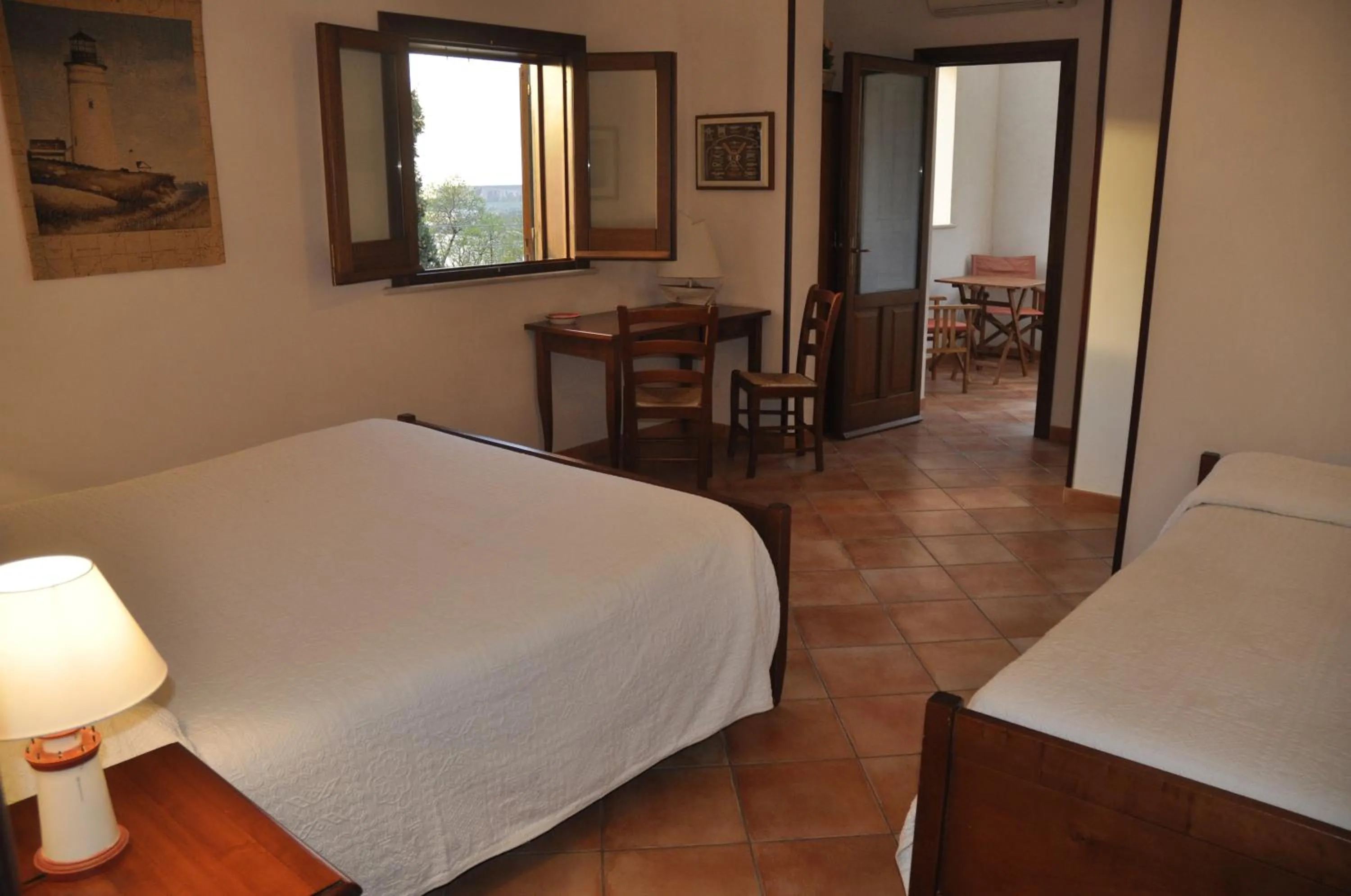 Photo of the whole room in Punto de vista B&B