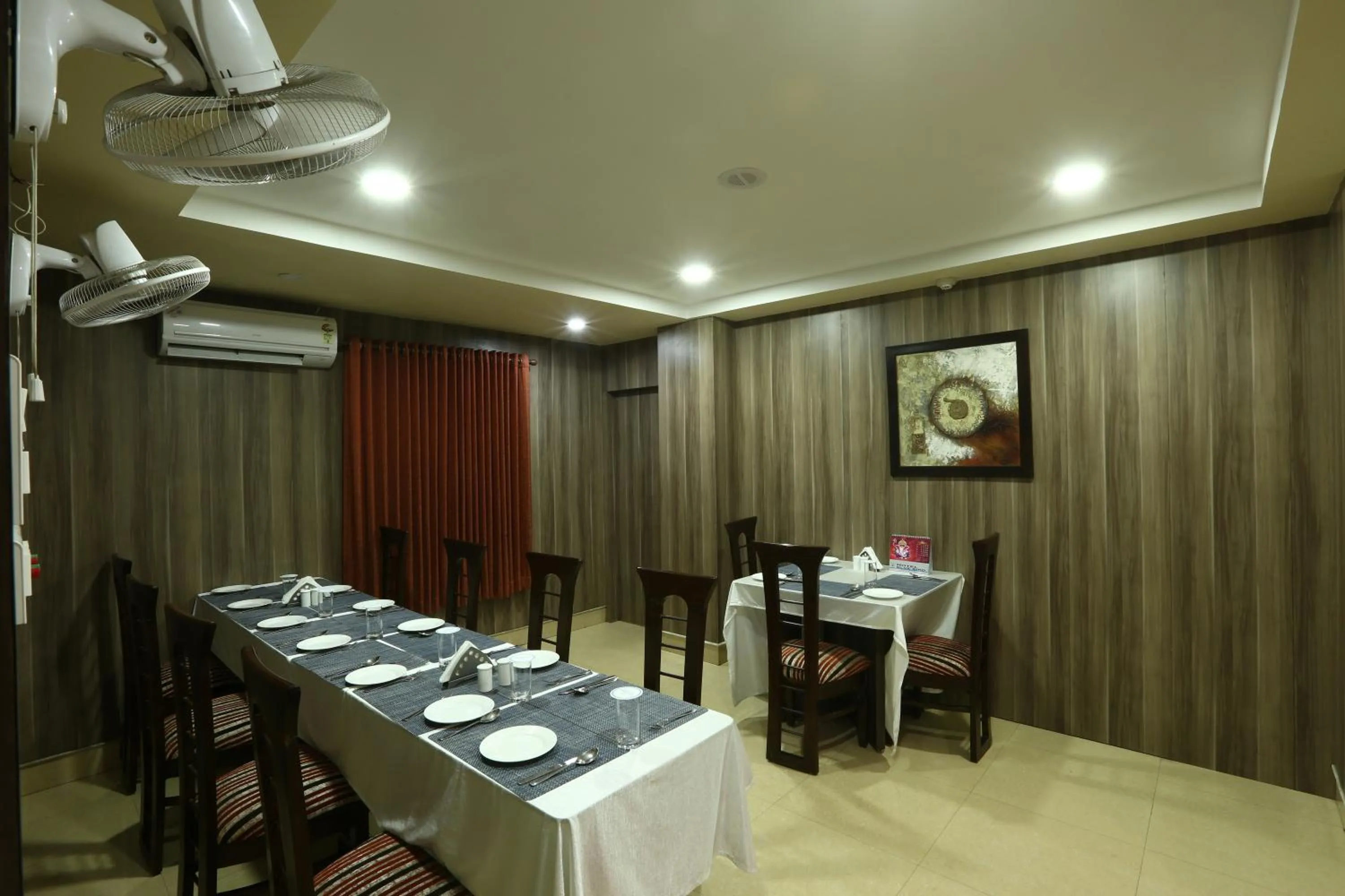 Restaurant/places to eat in Hotel Blue Bird, Nagaon
