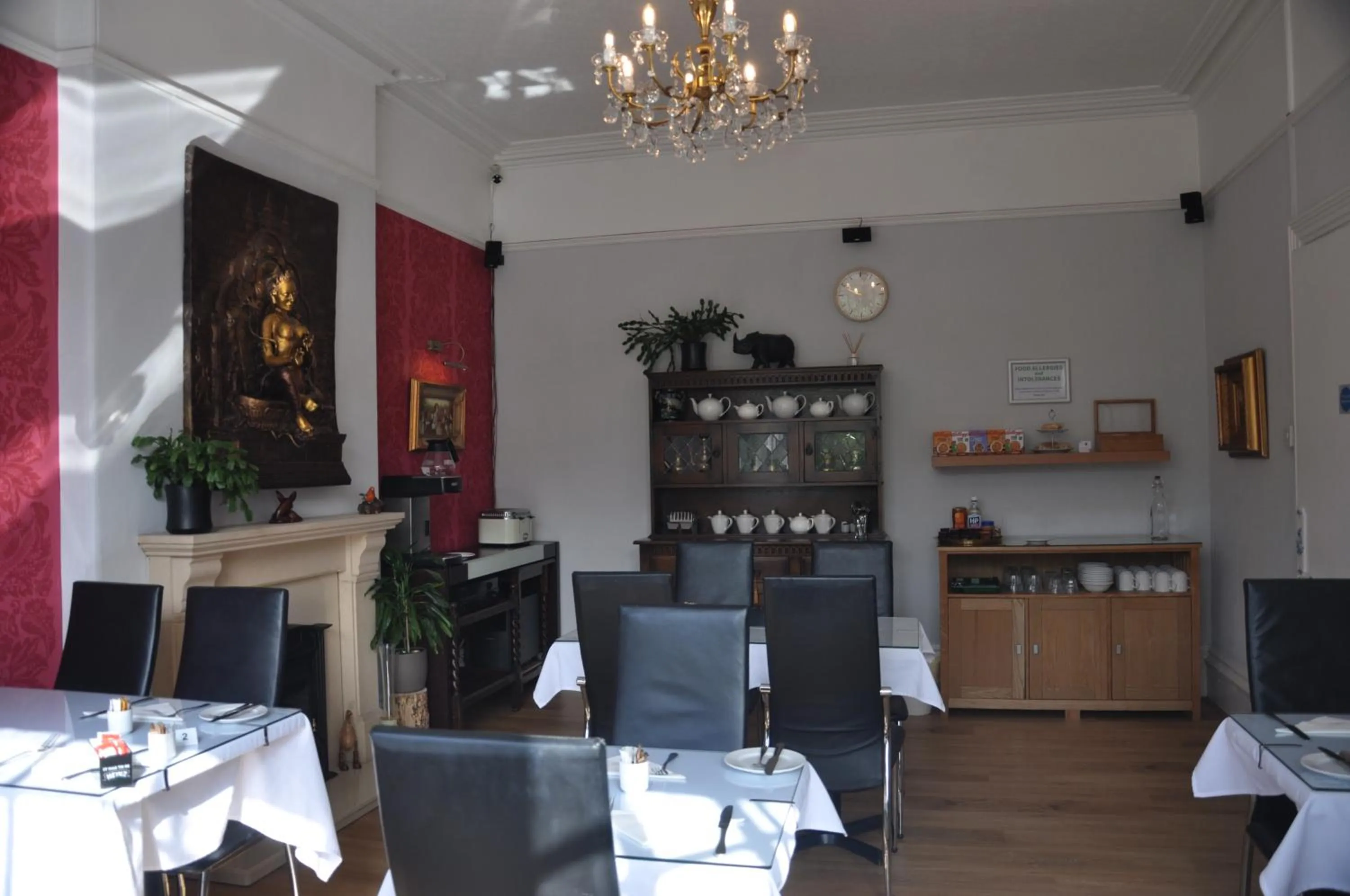 Restaurant/places to eat in Hotel Peppers