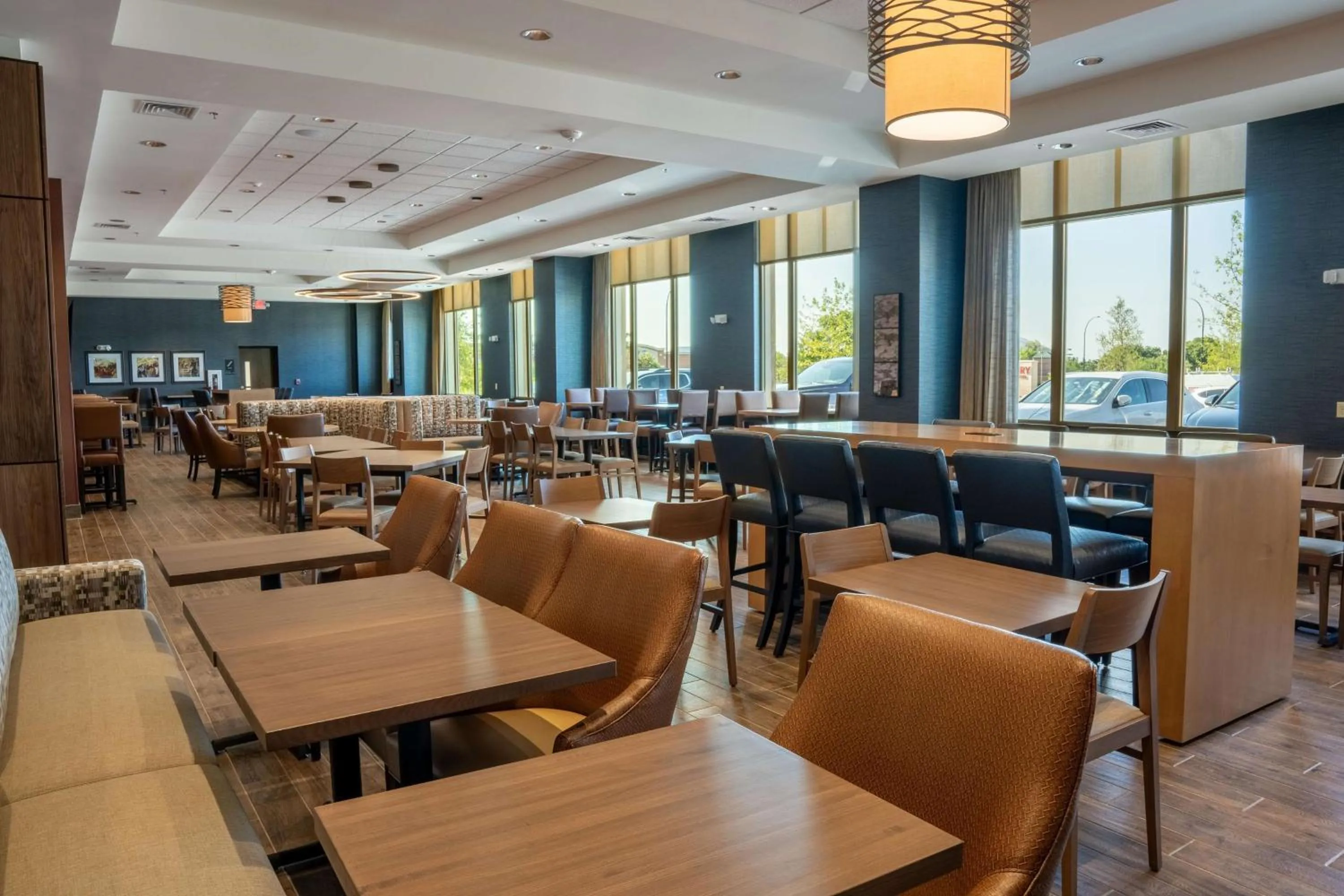 Breakfast in Drury Plaza Hotel Dallas Arlington