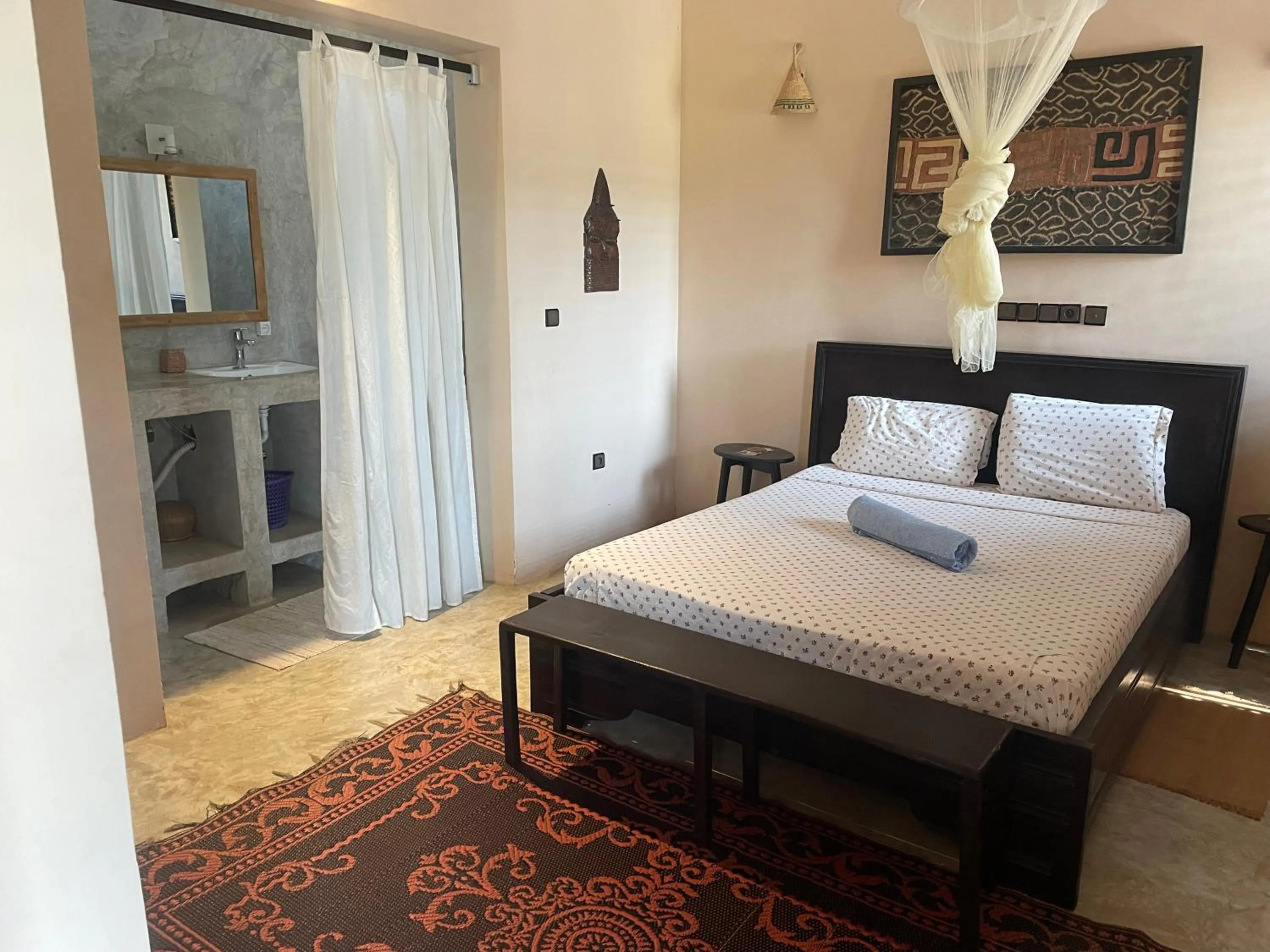 Bed in La Maison Bleue Lome