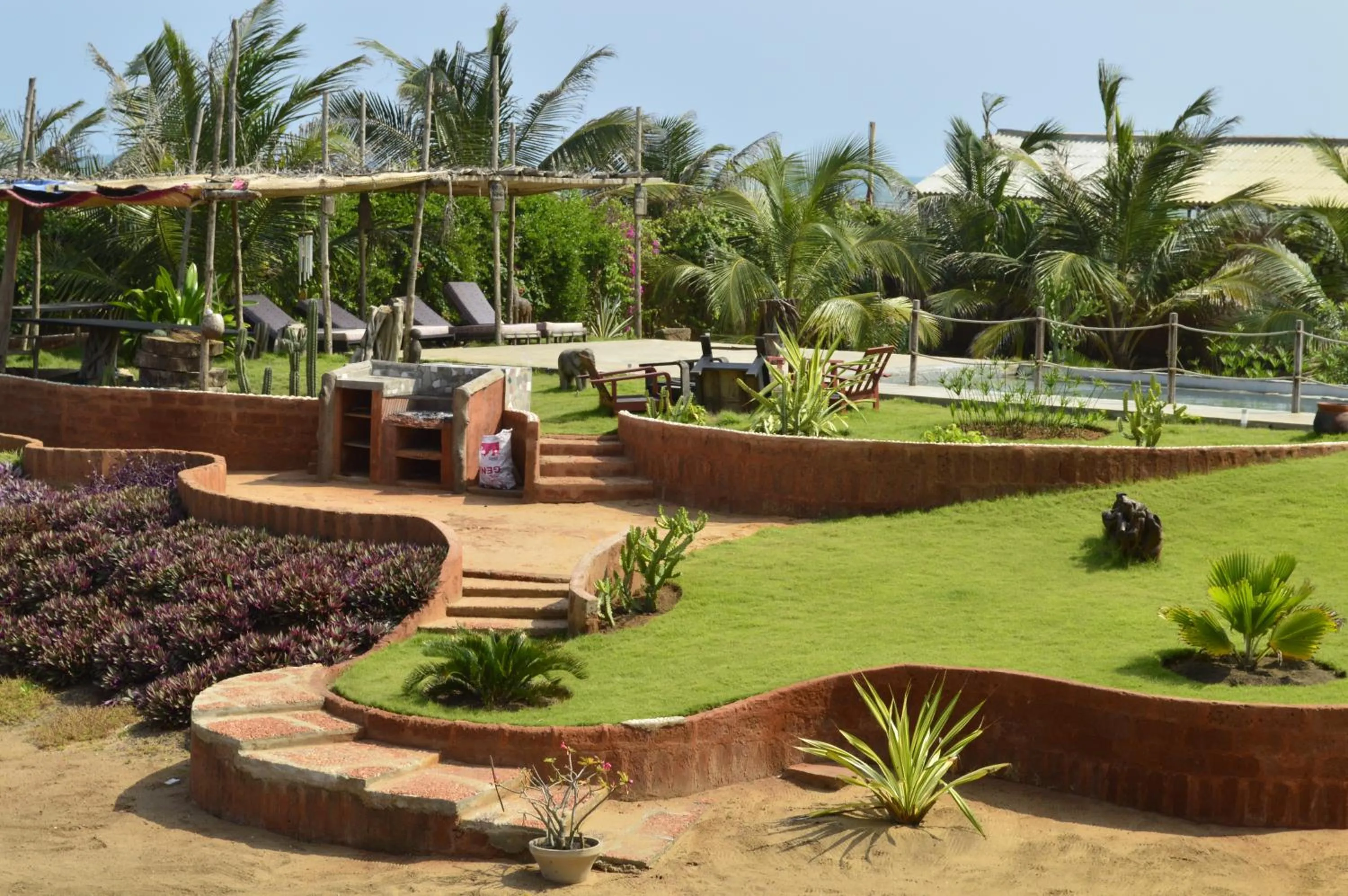 Day in La Maison Bleue Lome