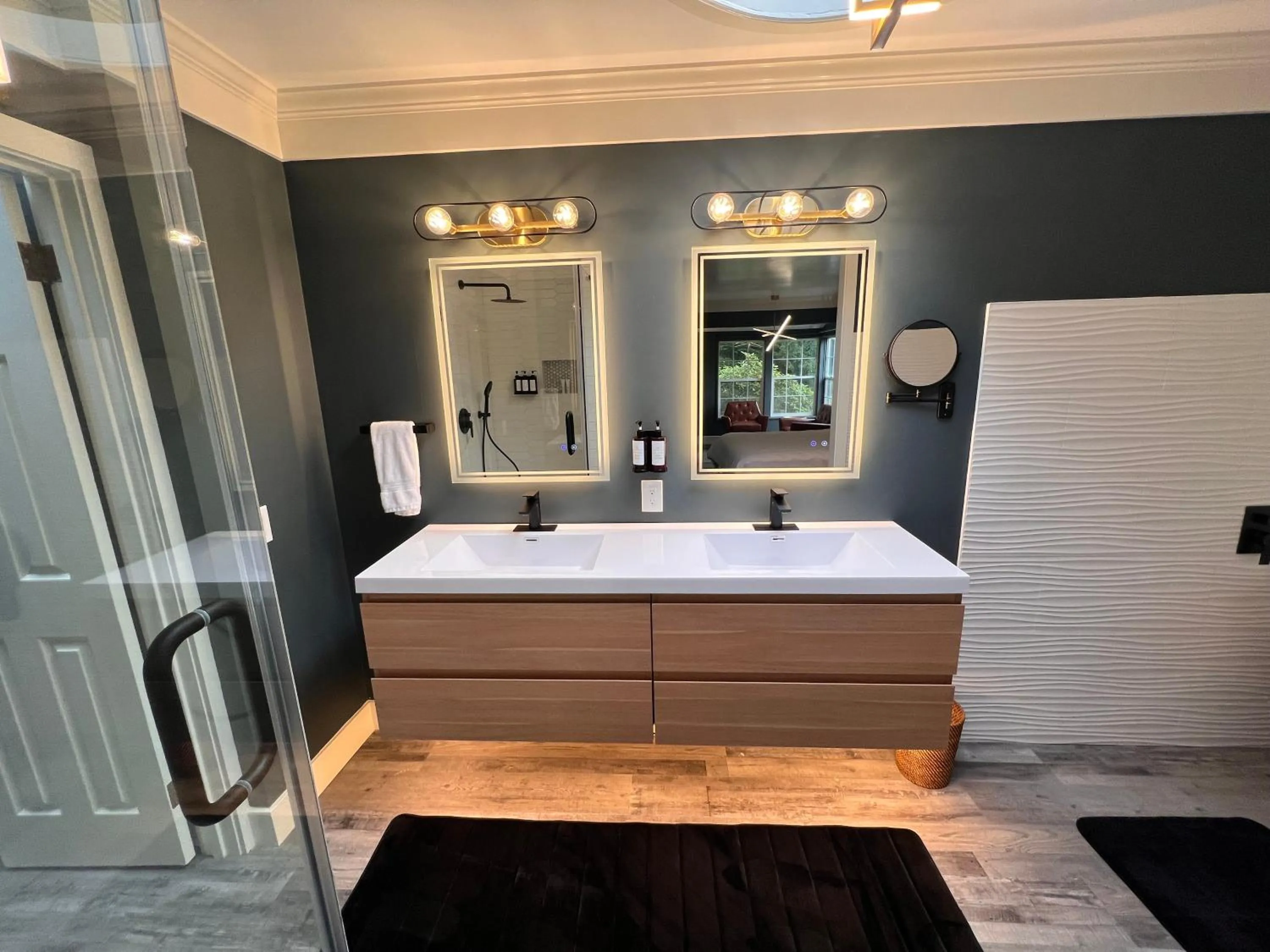 Bathroom in Mendo Bungalow