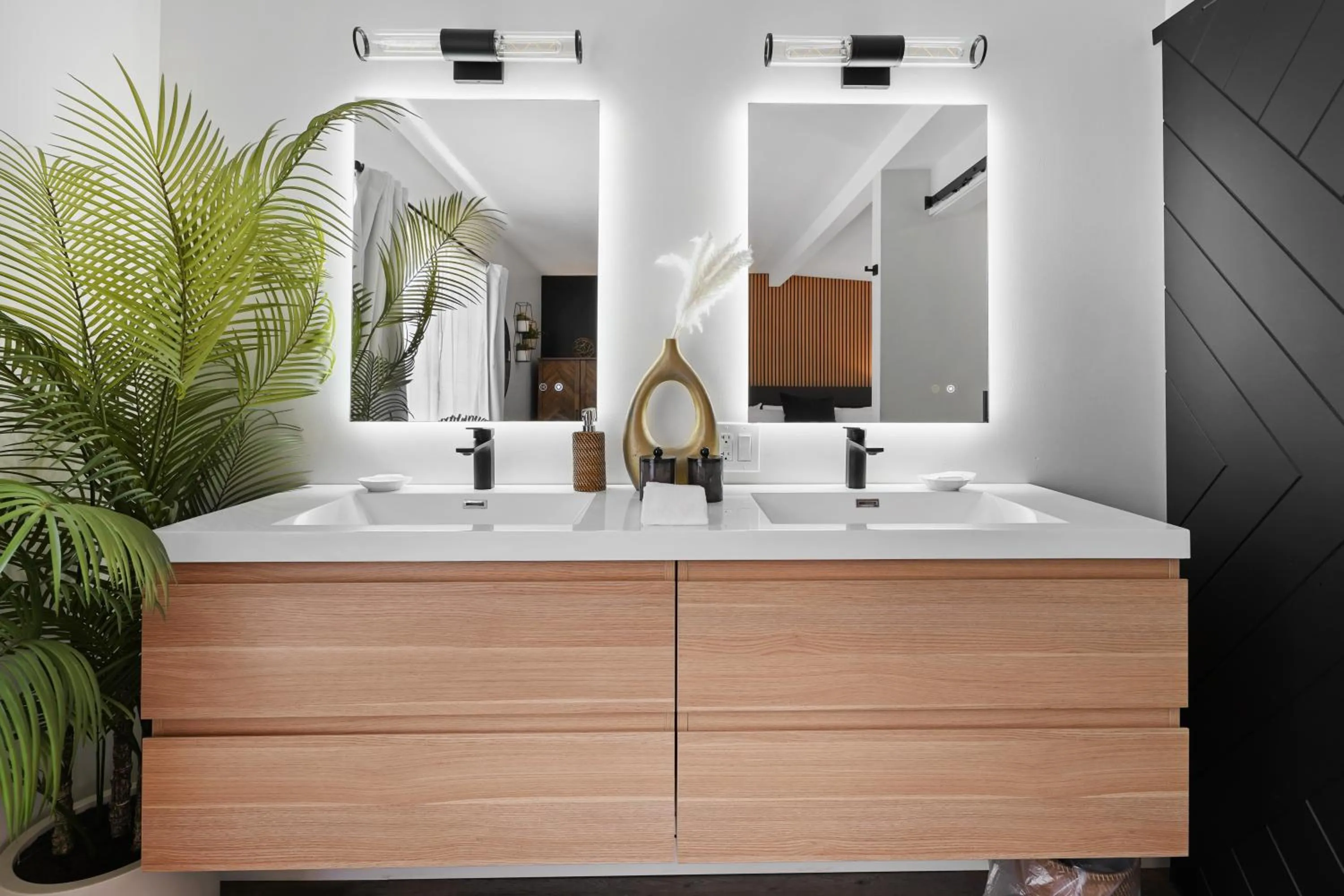Bathroom in Mendo Bungalow