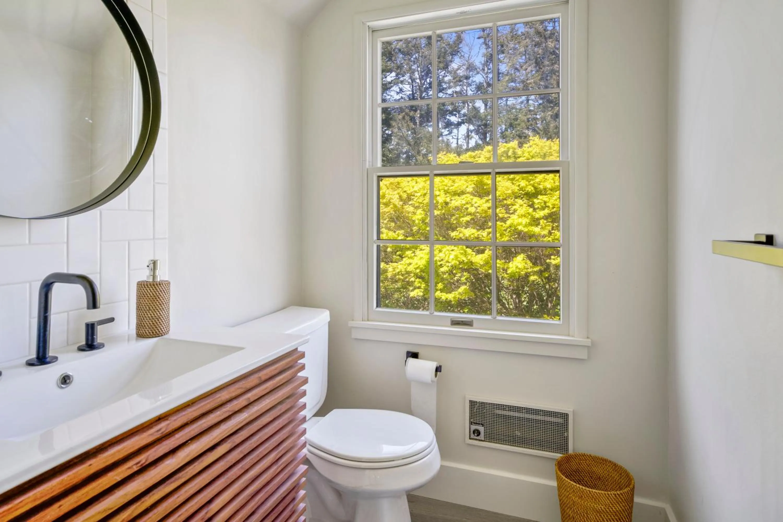 Bathroom in Mendo Bungalow