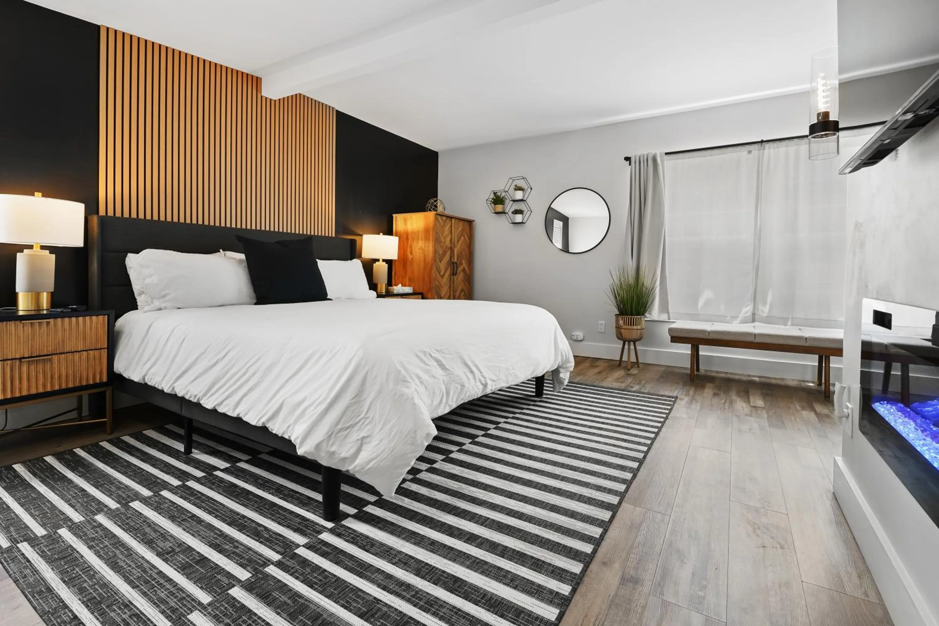 Bed in Mendo Bungalow