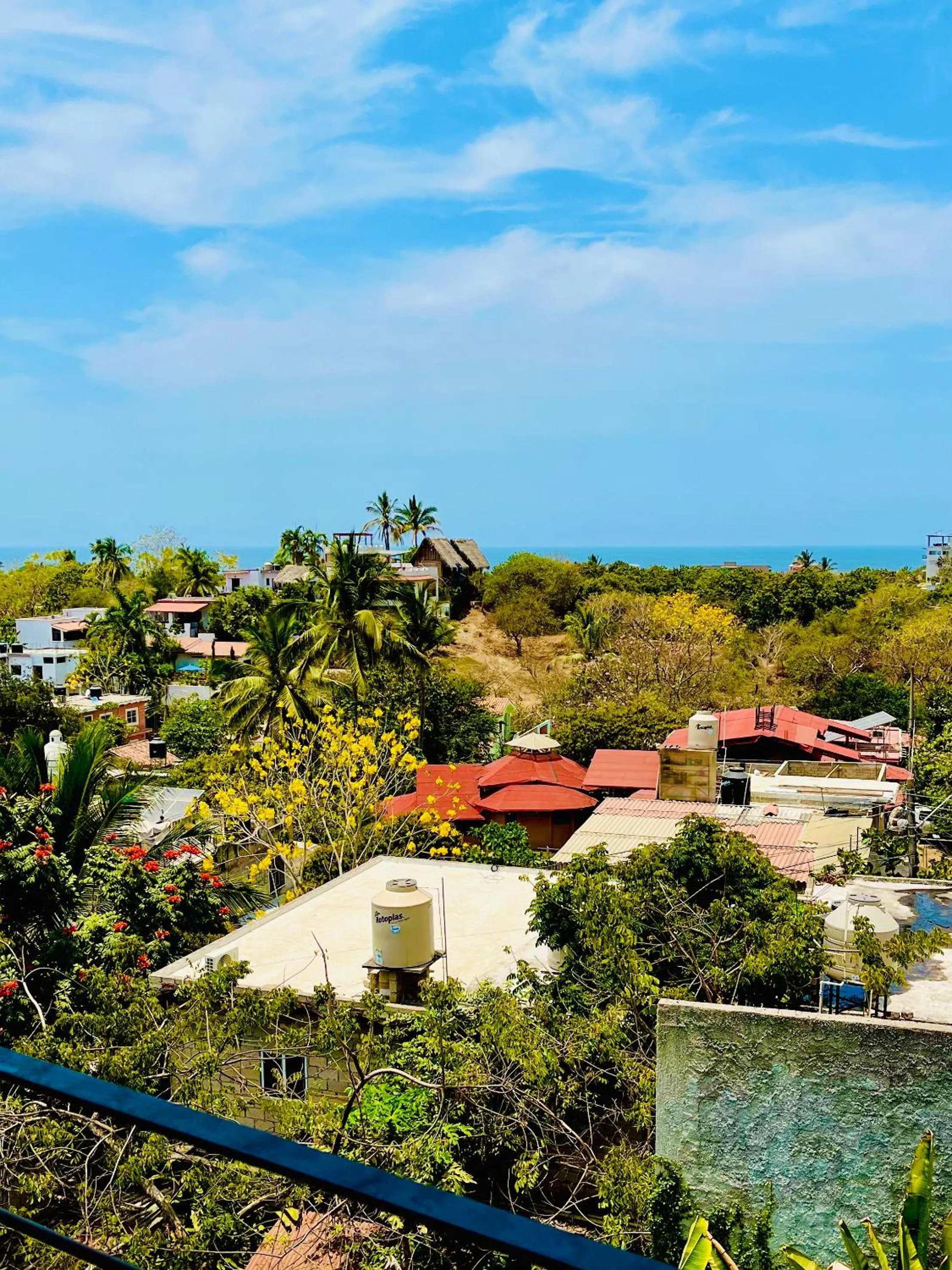 King bed, Kitchenette, Air Conditioning, Pool, Fast WiFi - Aire at Casa Calavera