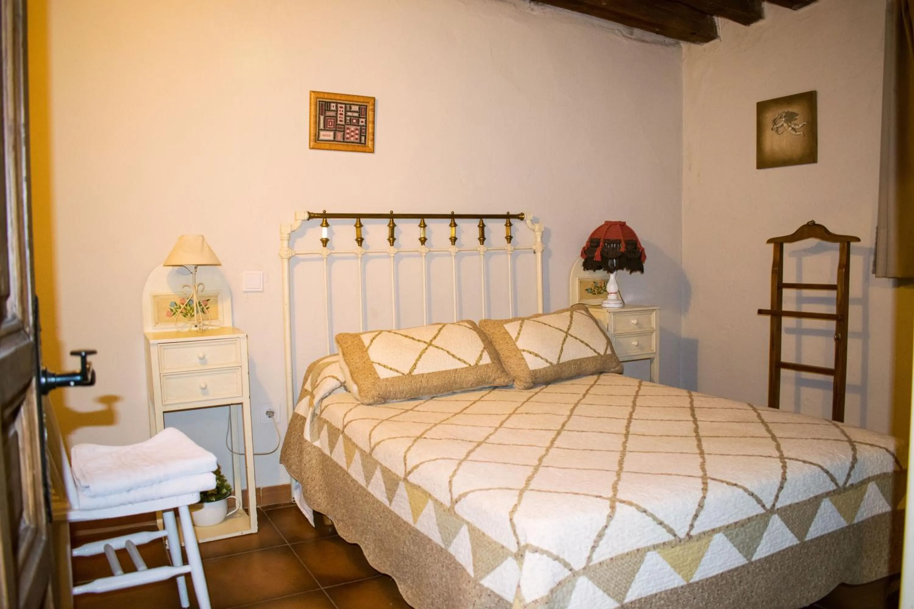 Bed in Palacio de Velamazán